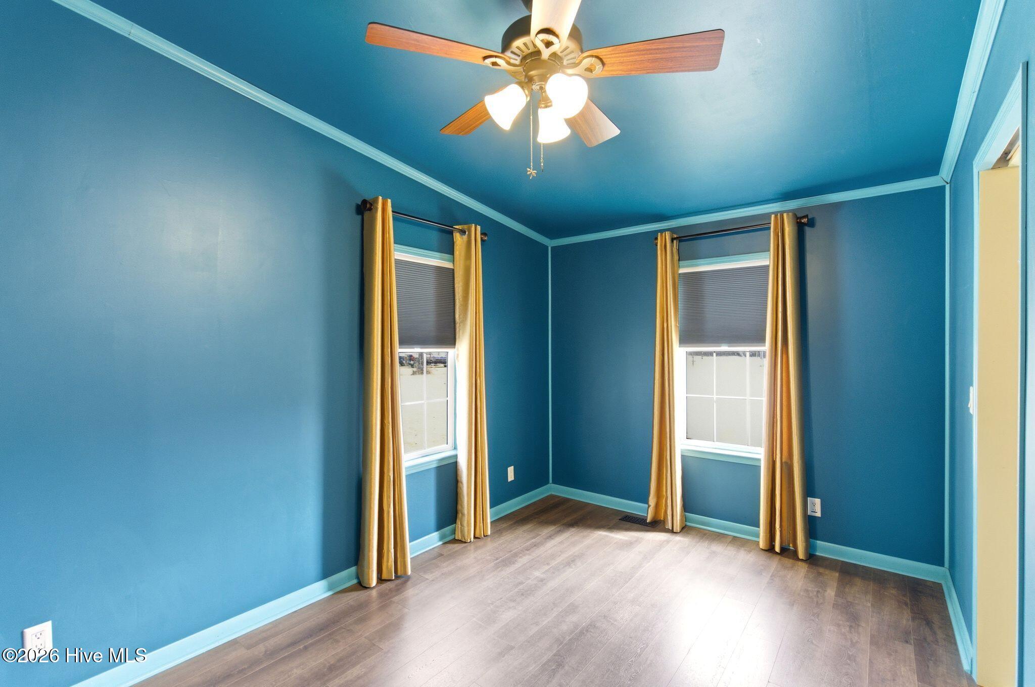 100561551 | Photo 30