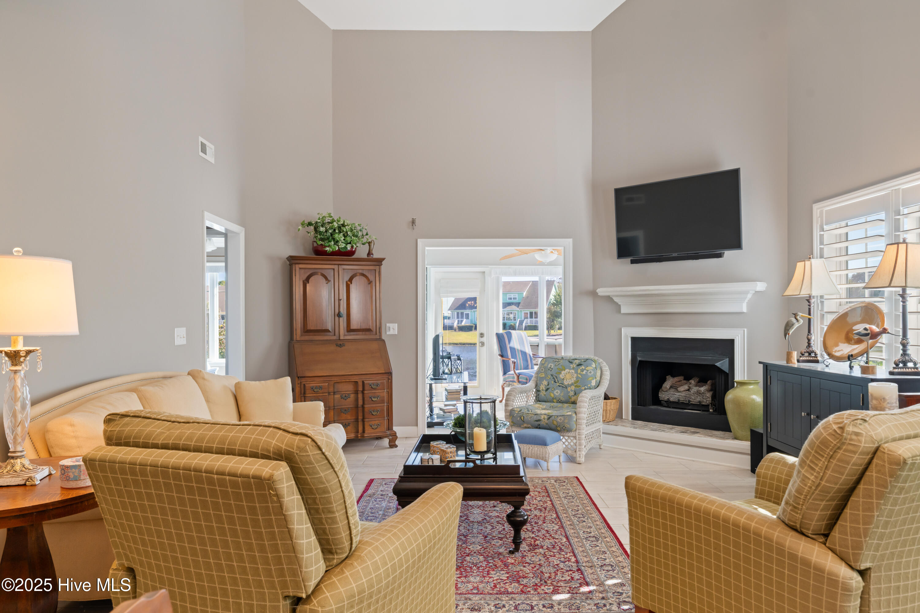 100543099 | Photo 21