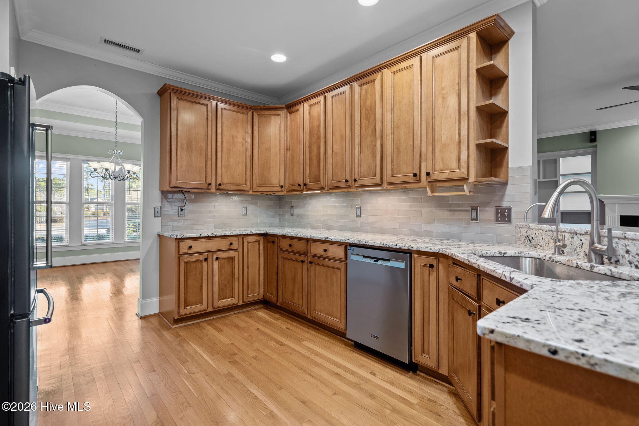 100552731 | Photo 19