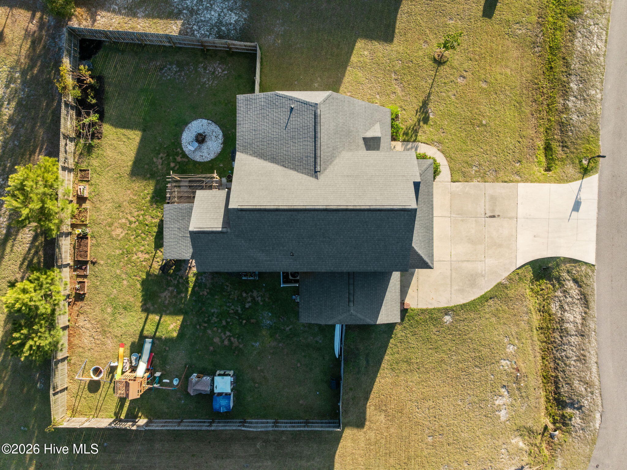 100564258 | Photo 48