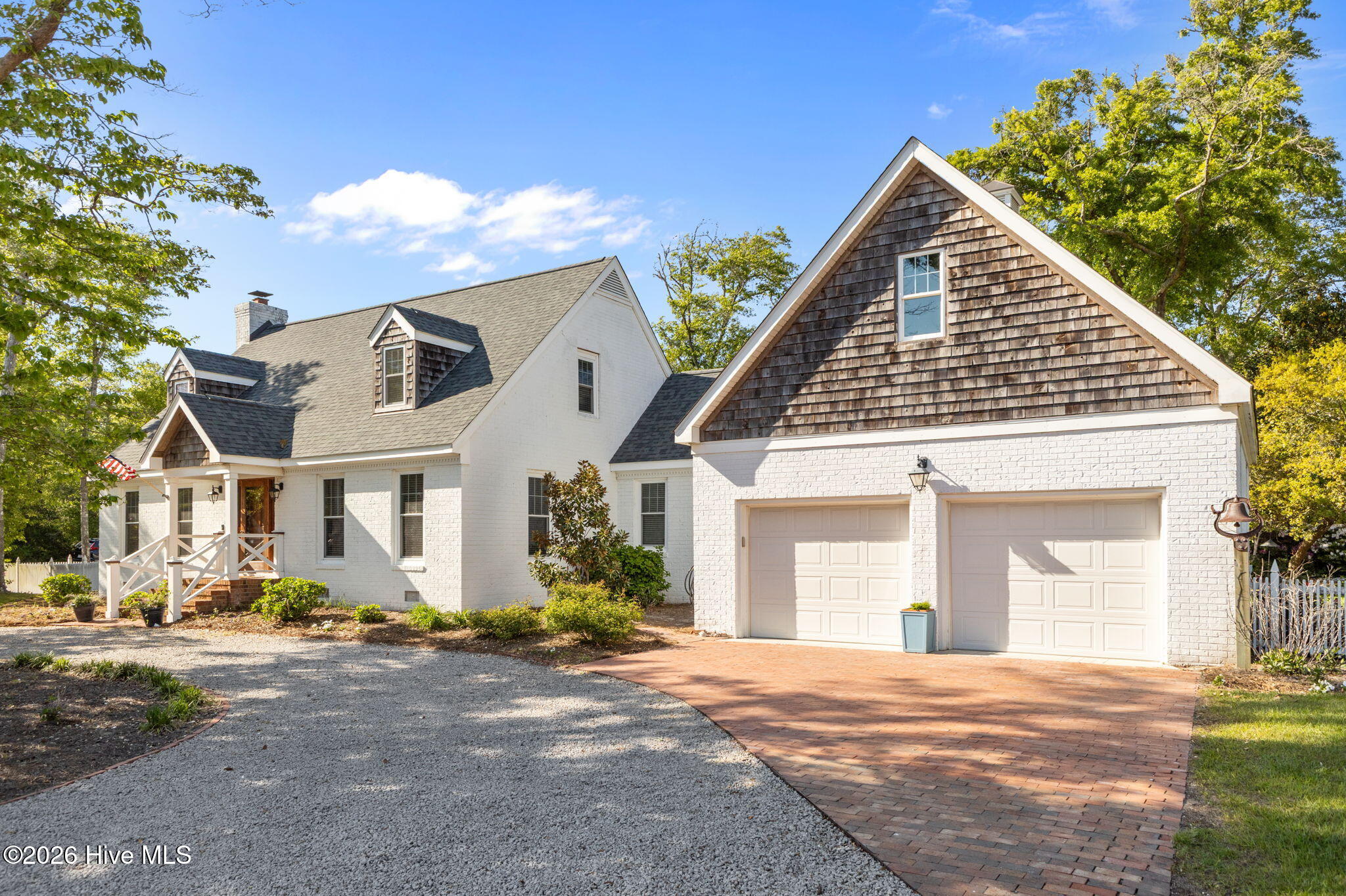 218 Lands End Road,Morehead City