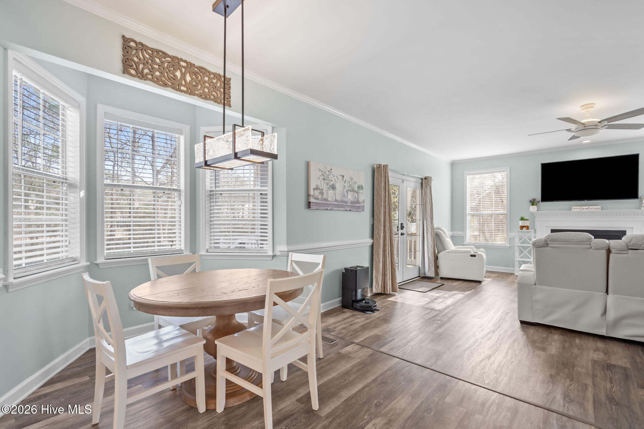 100548092 | Photo 13