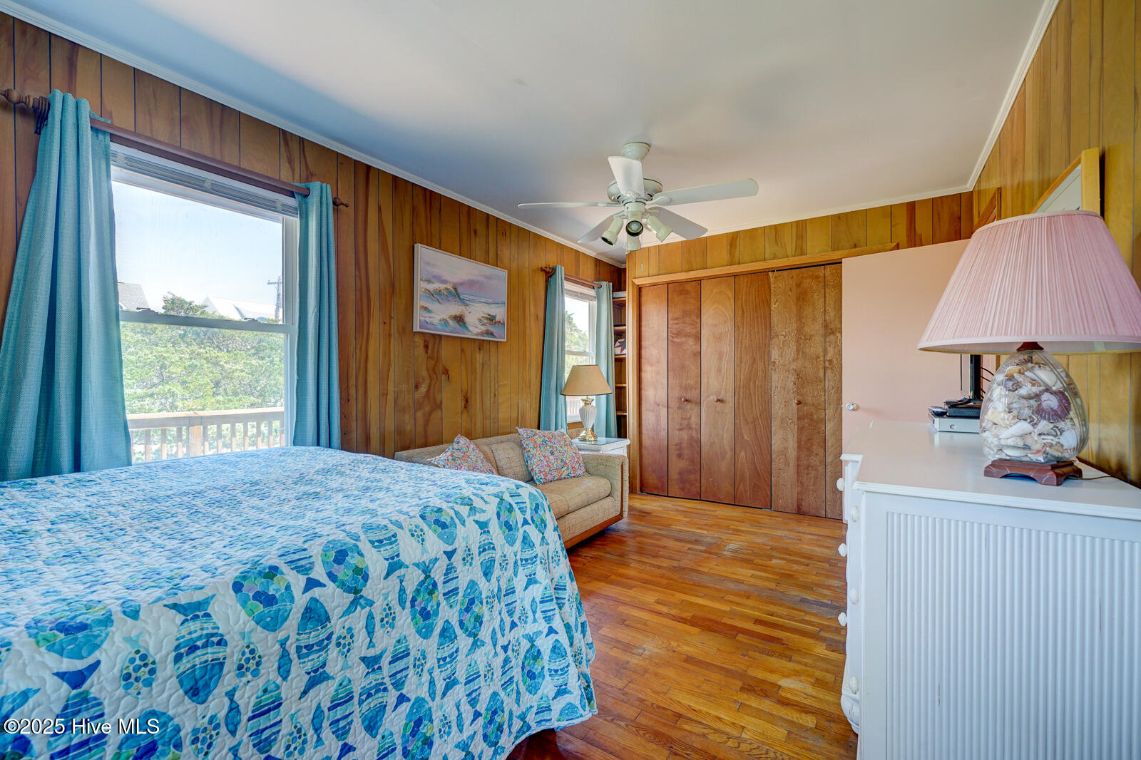 100519598 | Photo 14