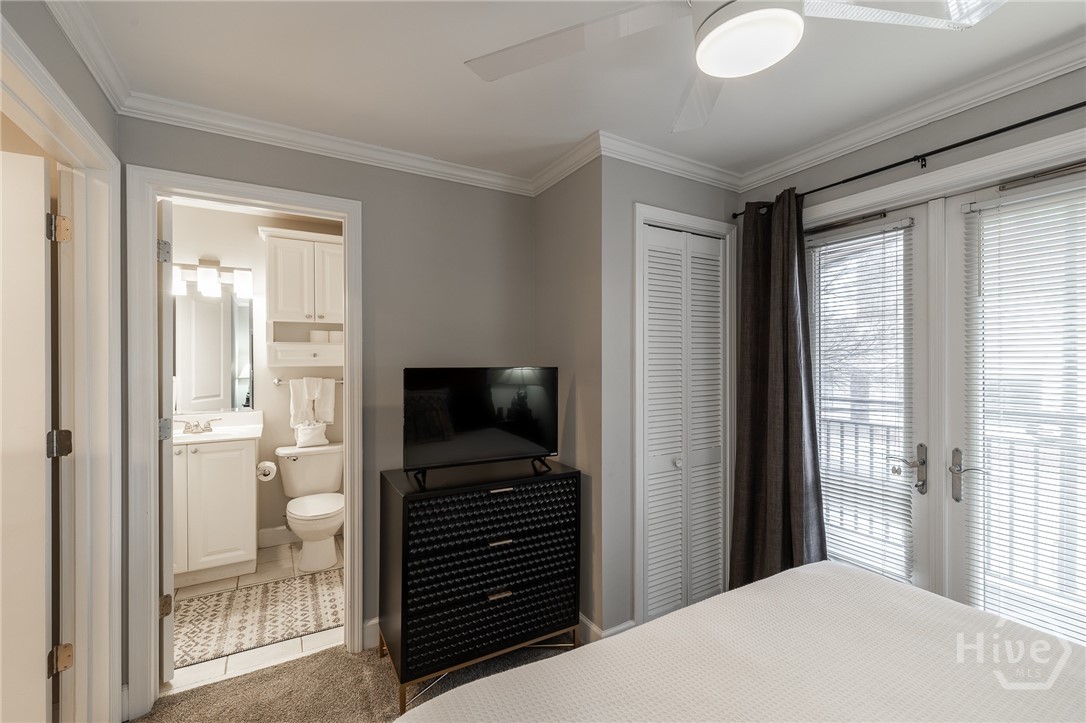 250 W Broad Street 207