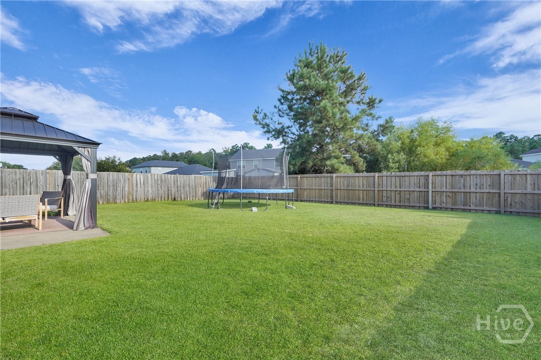 13 Twin Oaks Place