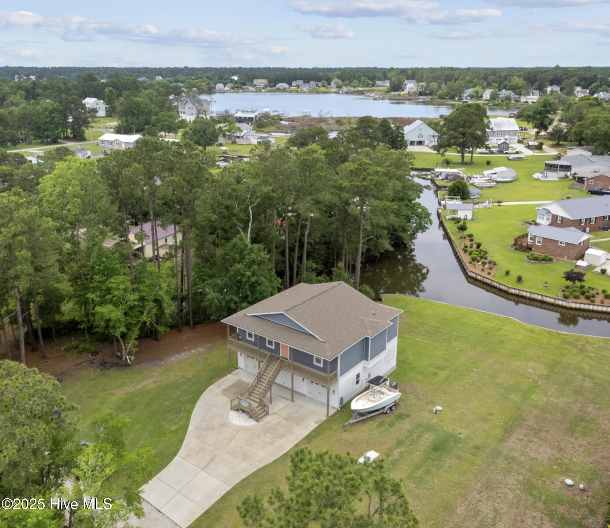 Homes for sale in Sneads Ferry, NC | 452 Crows Nest Ln, Sneads Ferry, NC 28460 | MLS# 100512173