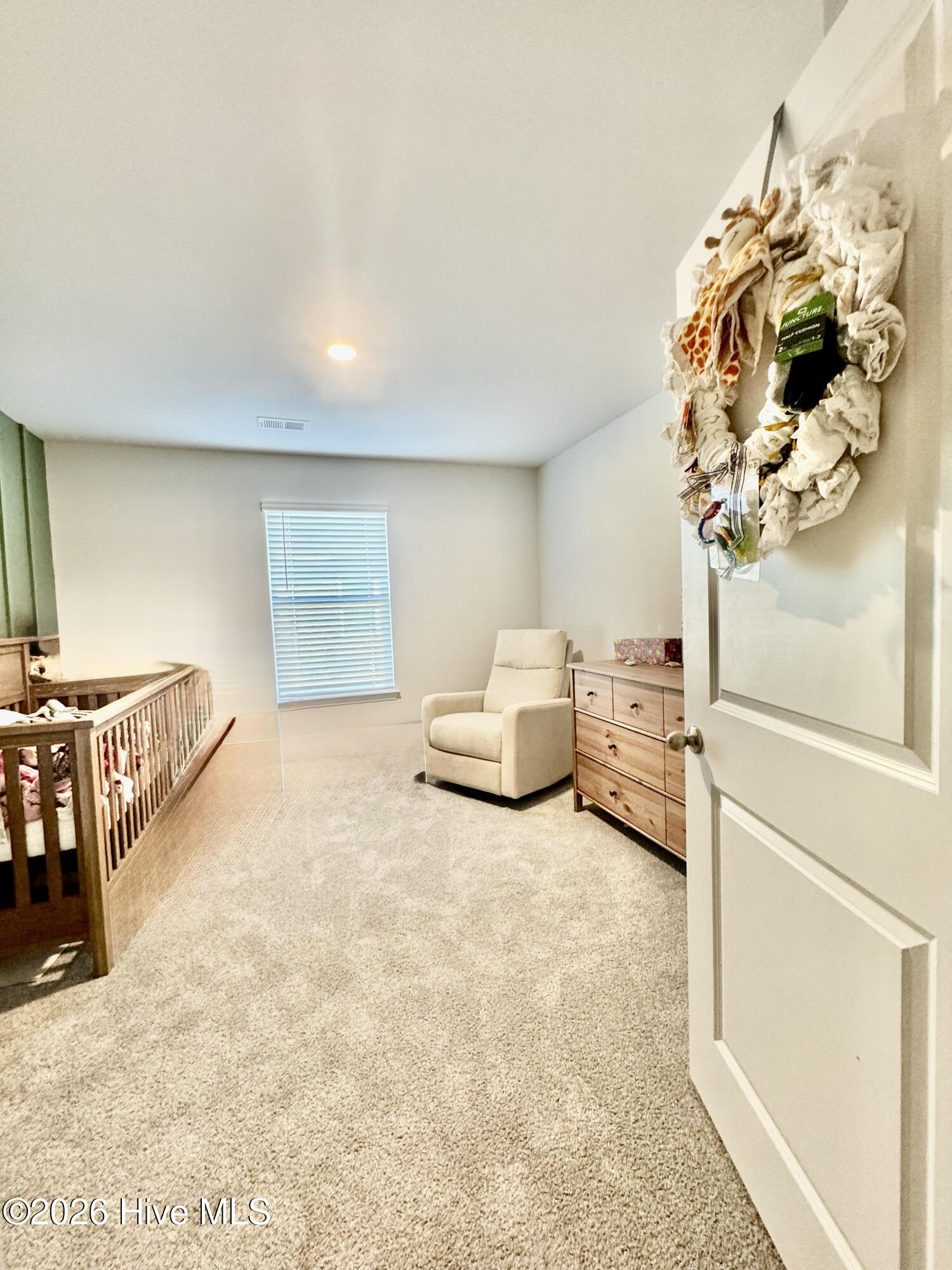 100558914 | Photo 18