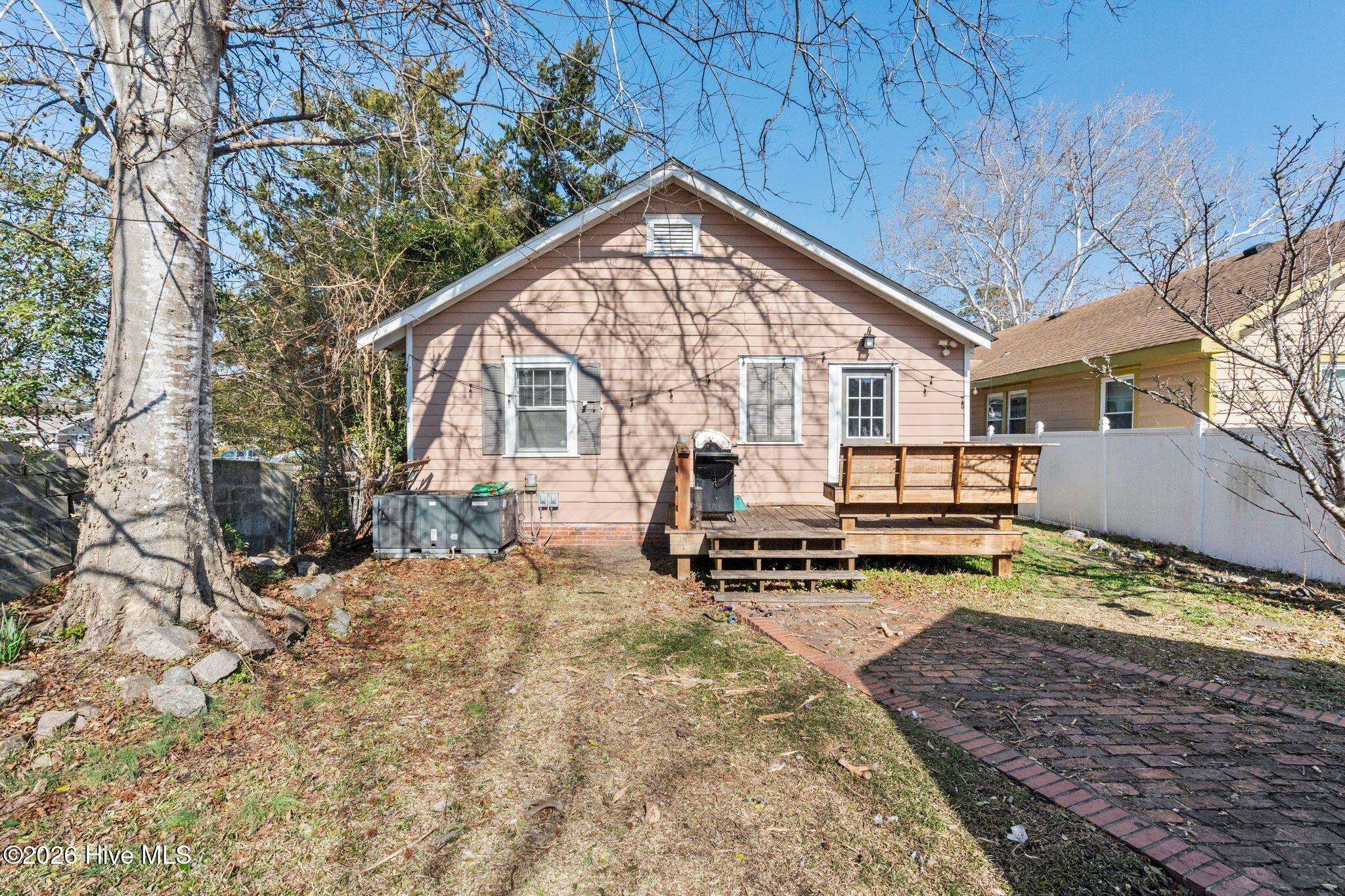 100554931 | Photo 34