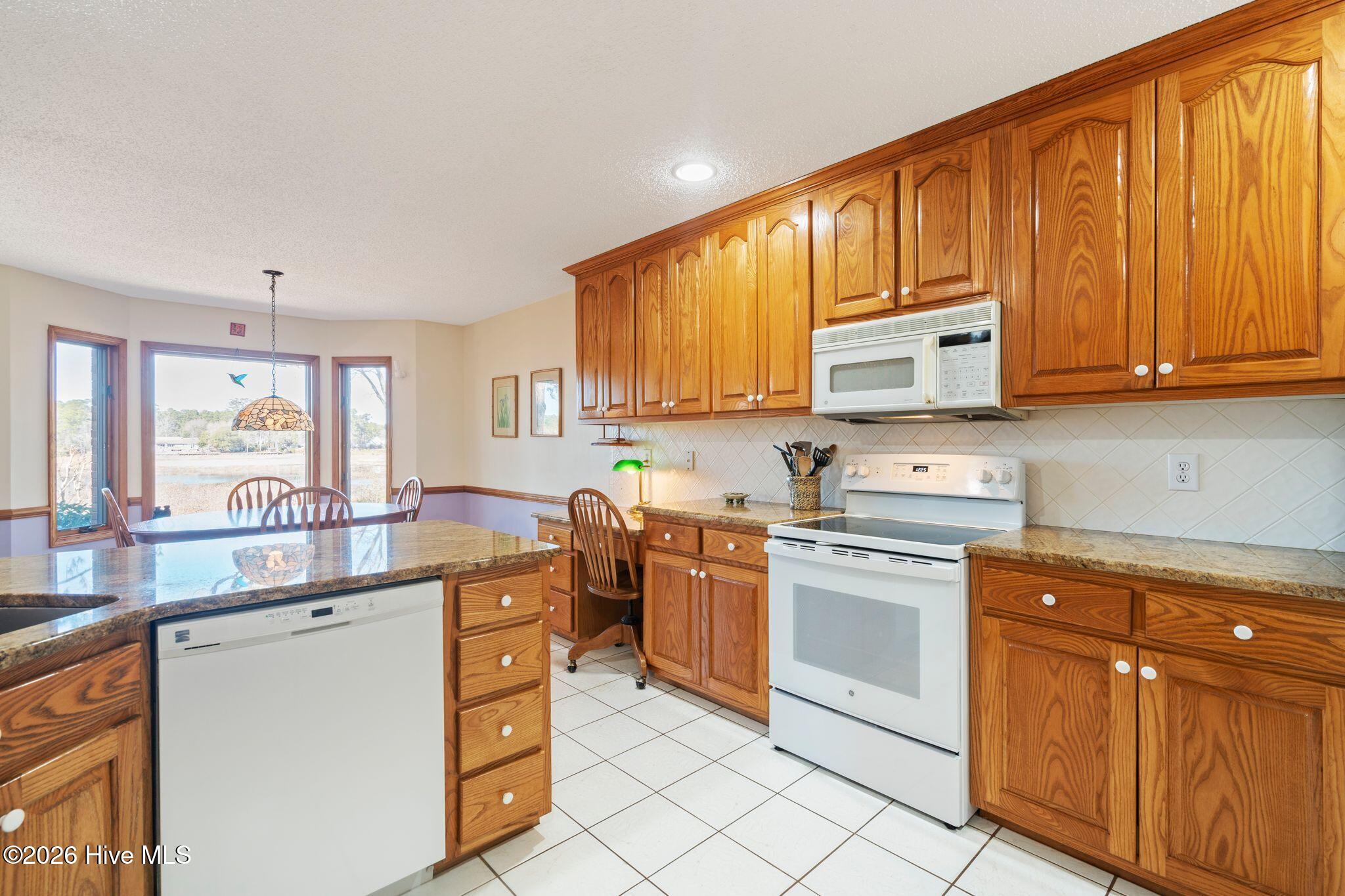 100552539 | Photo 20