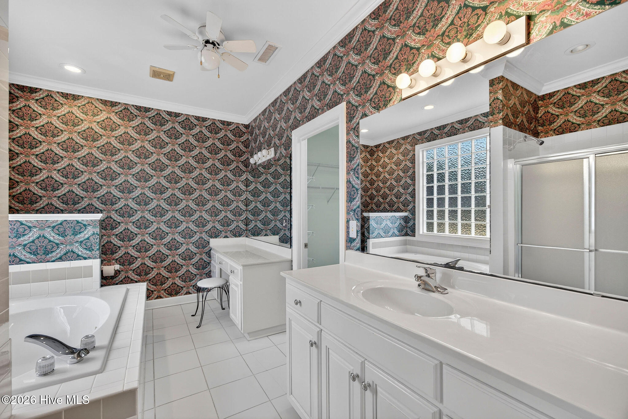 100551519 | Photo 27