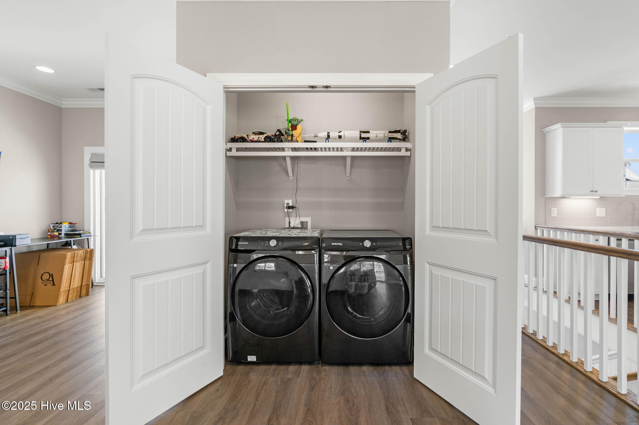 100535074 | Photo 30