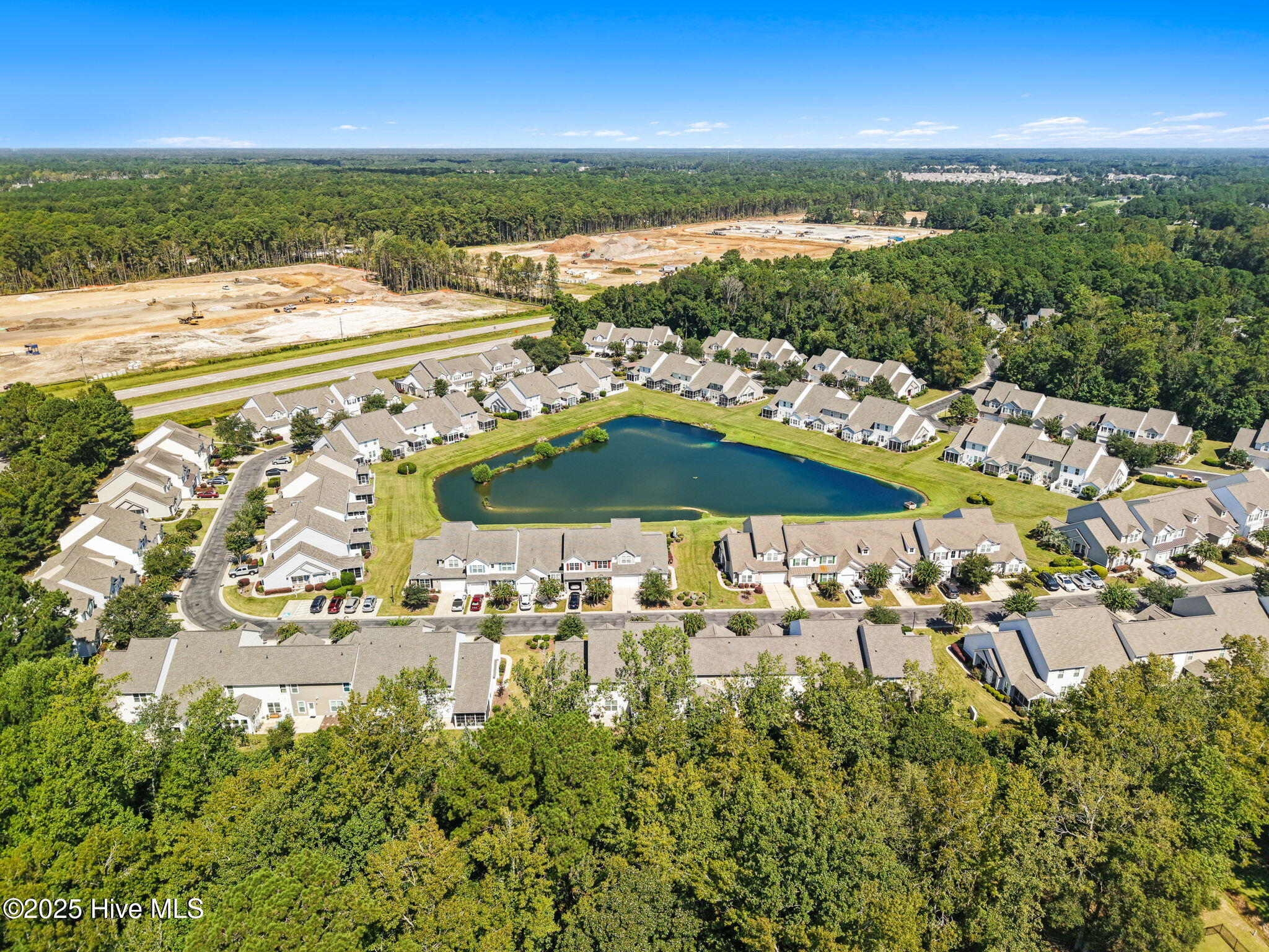 100529406 | Photo 61