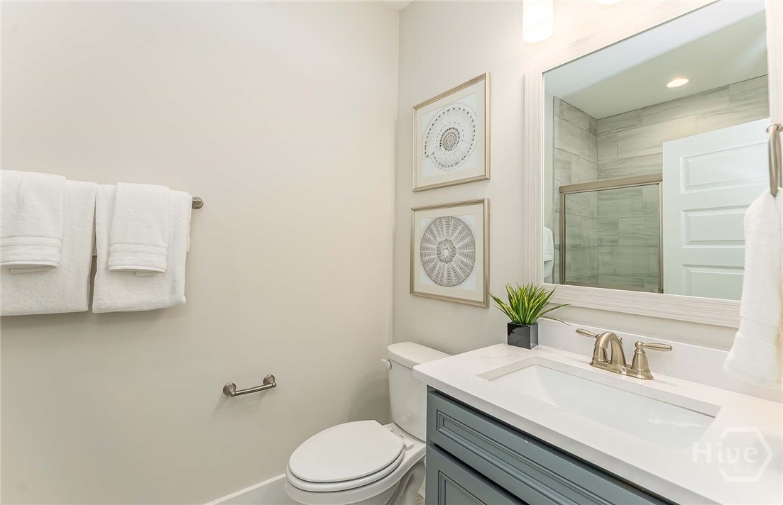 Pictures, photographs, colors, features, and sizes are for illustration purposes only and will vary from the homes as built.