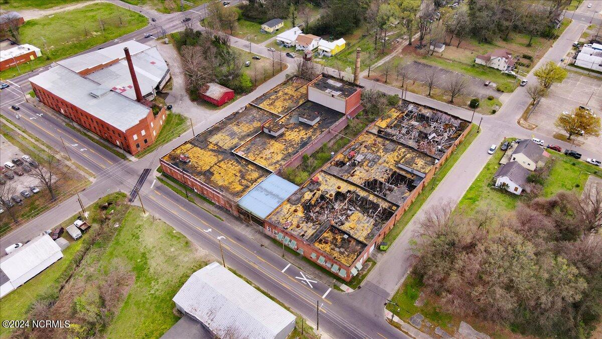 12-611 Goldsboro St-12