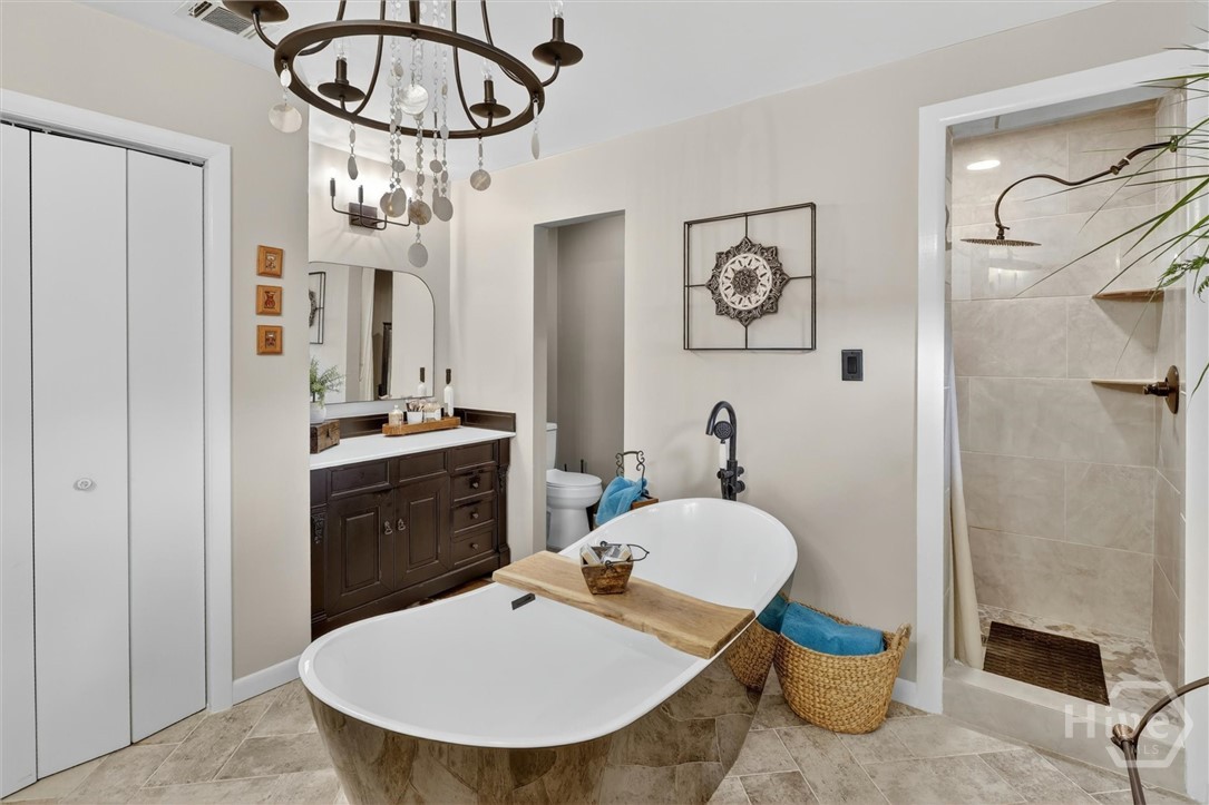 Primary suite bathroom