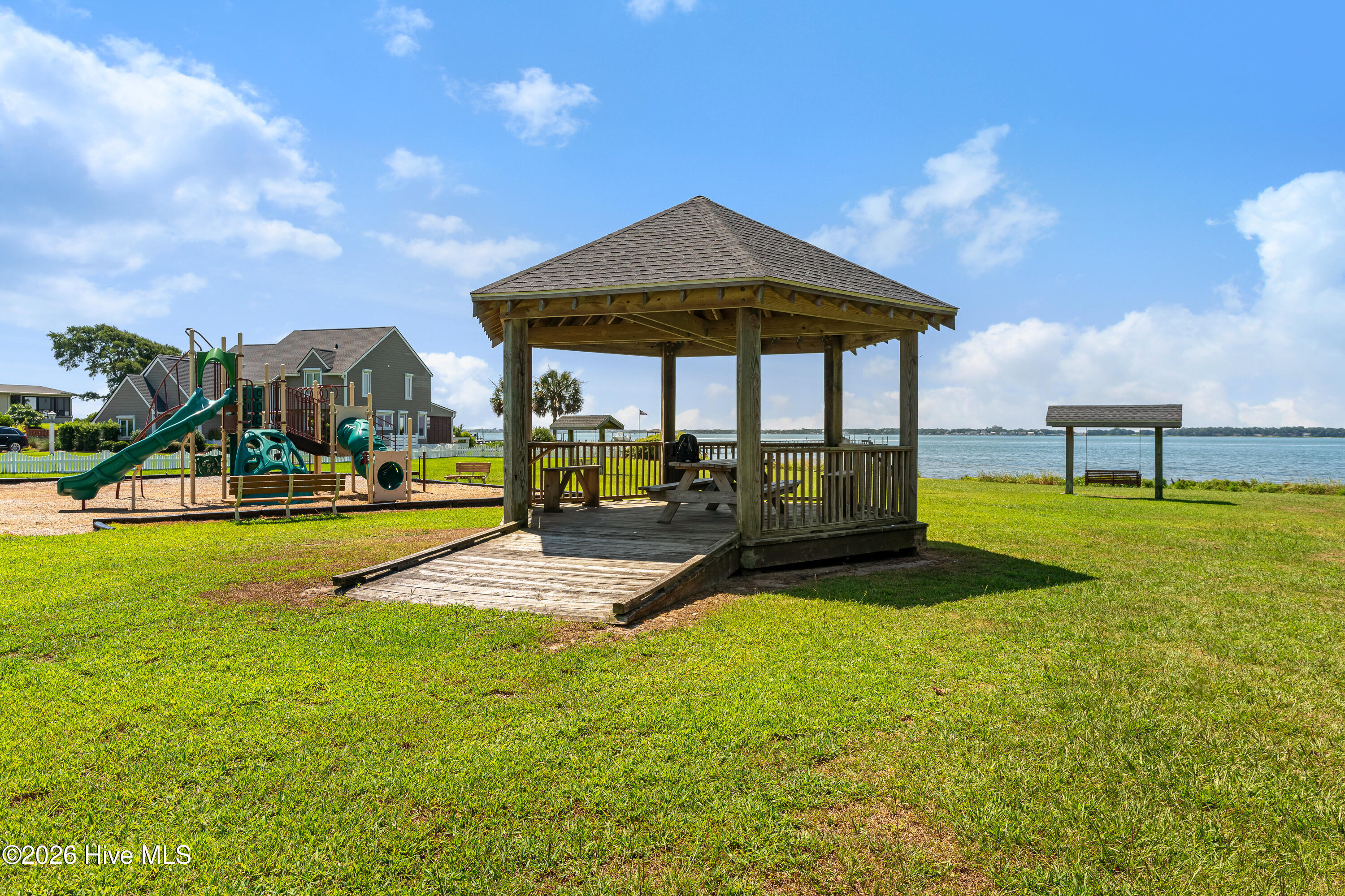 5010 Midyette Avenue,Morehead City