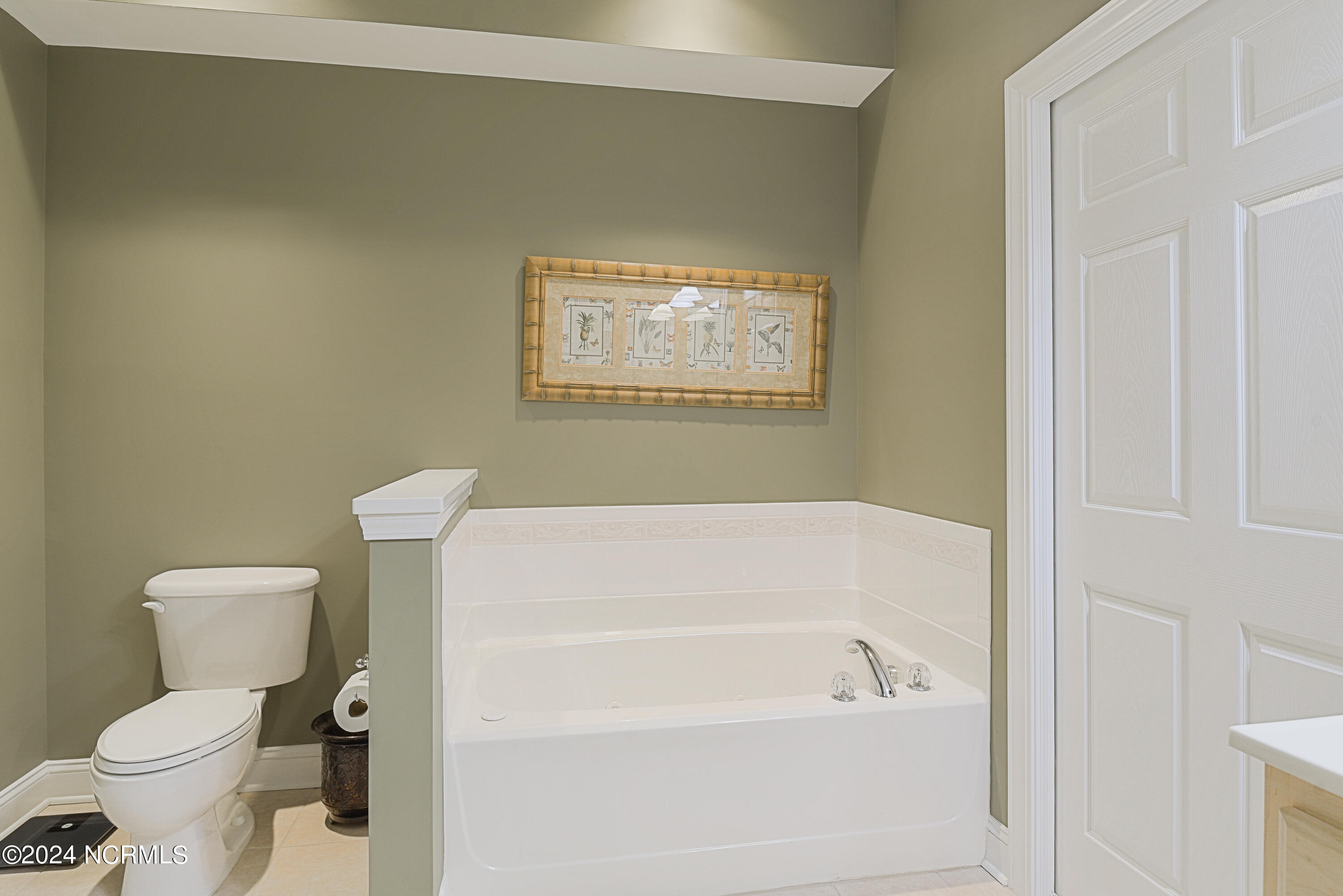 100513889 | Photo 21