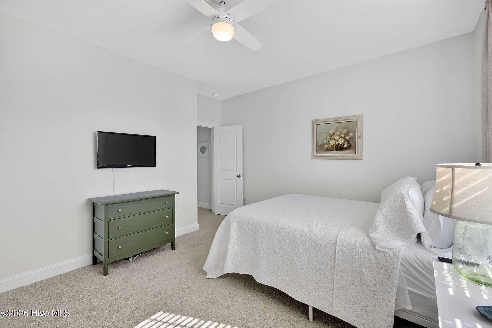 100554120 | Photo 46