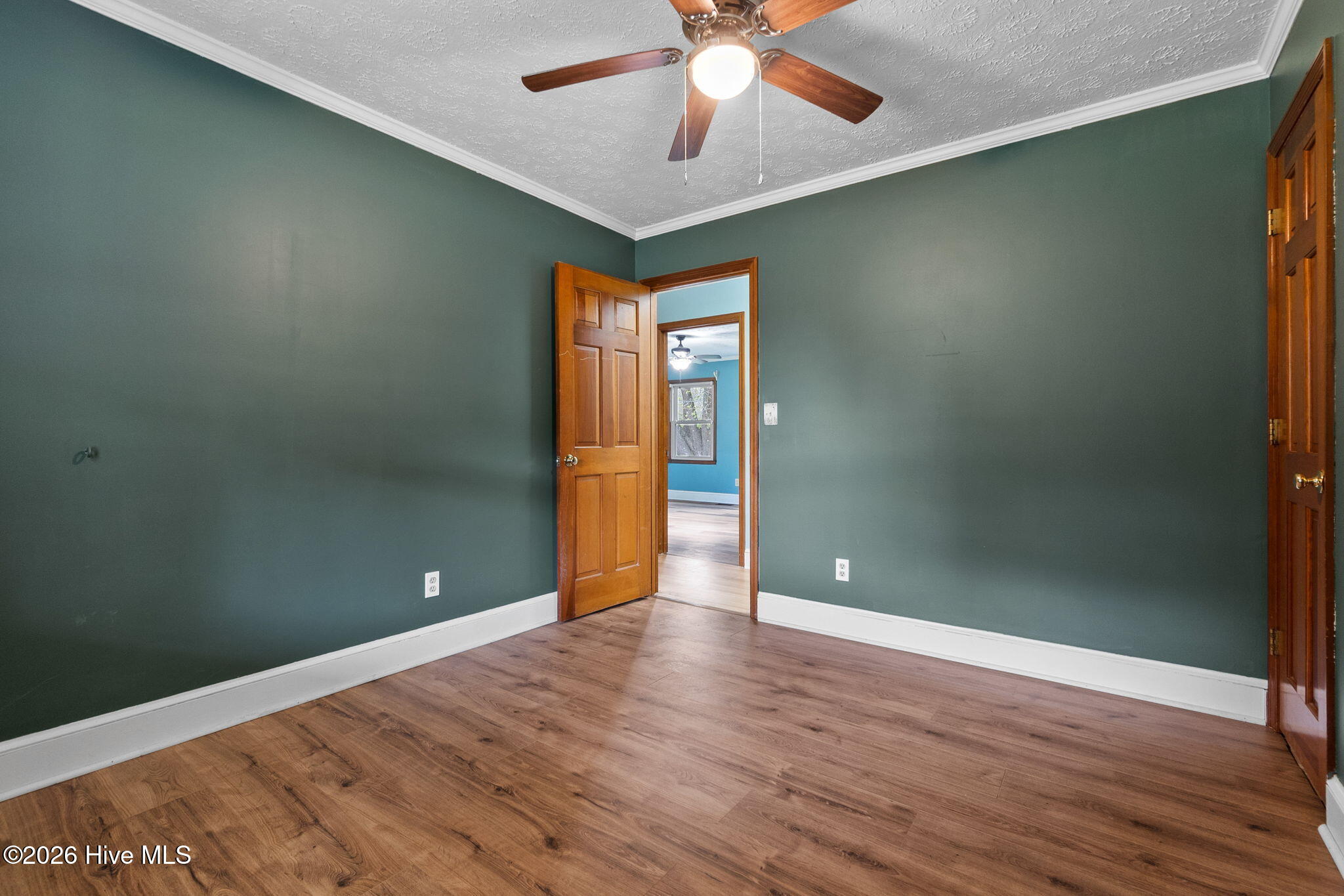 100560664 | Photo 27