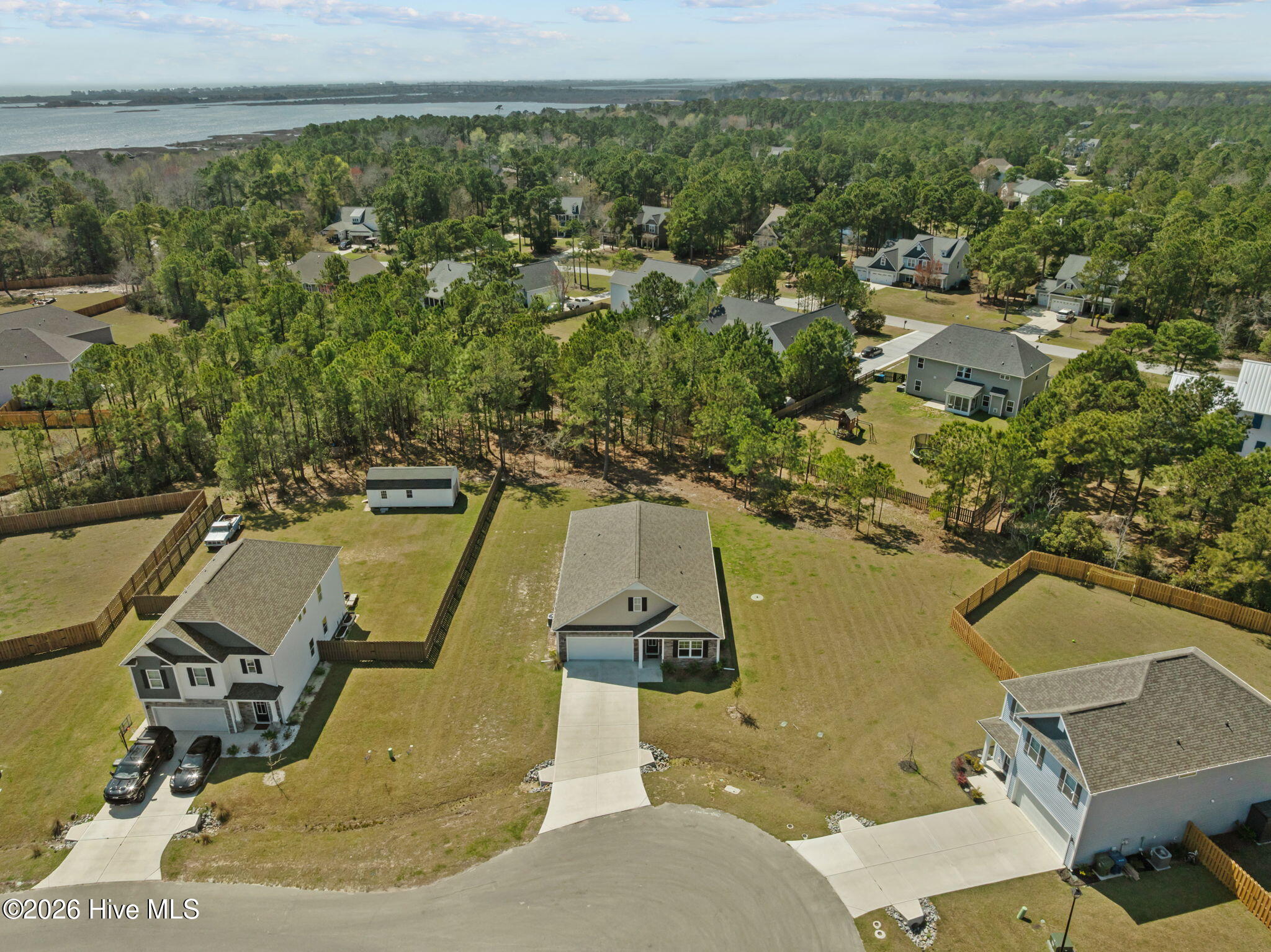 100564273 | Photo 57