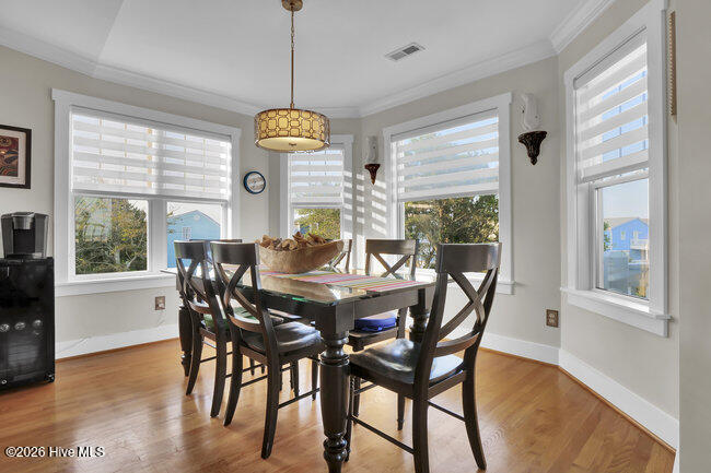 100552893 | Photo 27