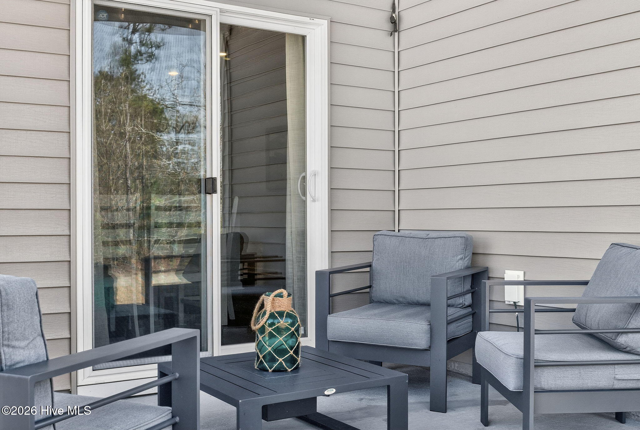 100556971 | Photo 21