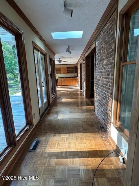 100505864 | Photo 32