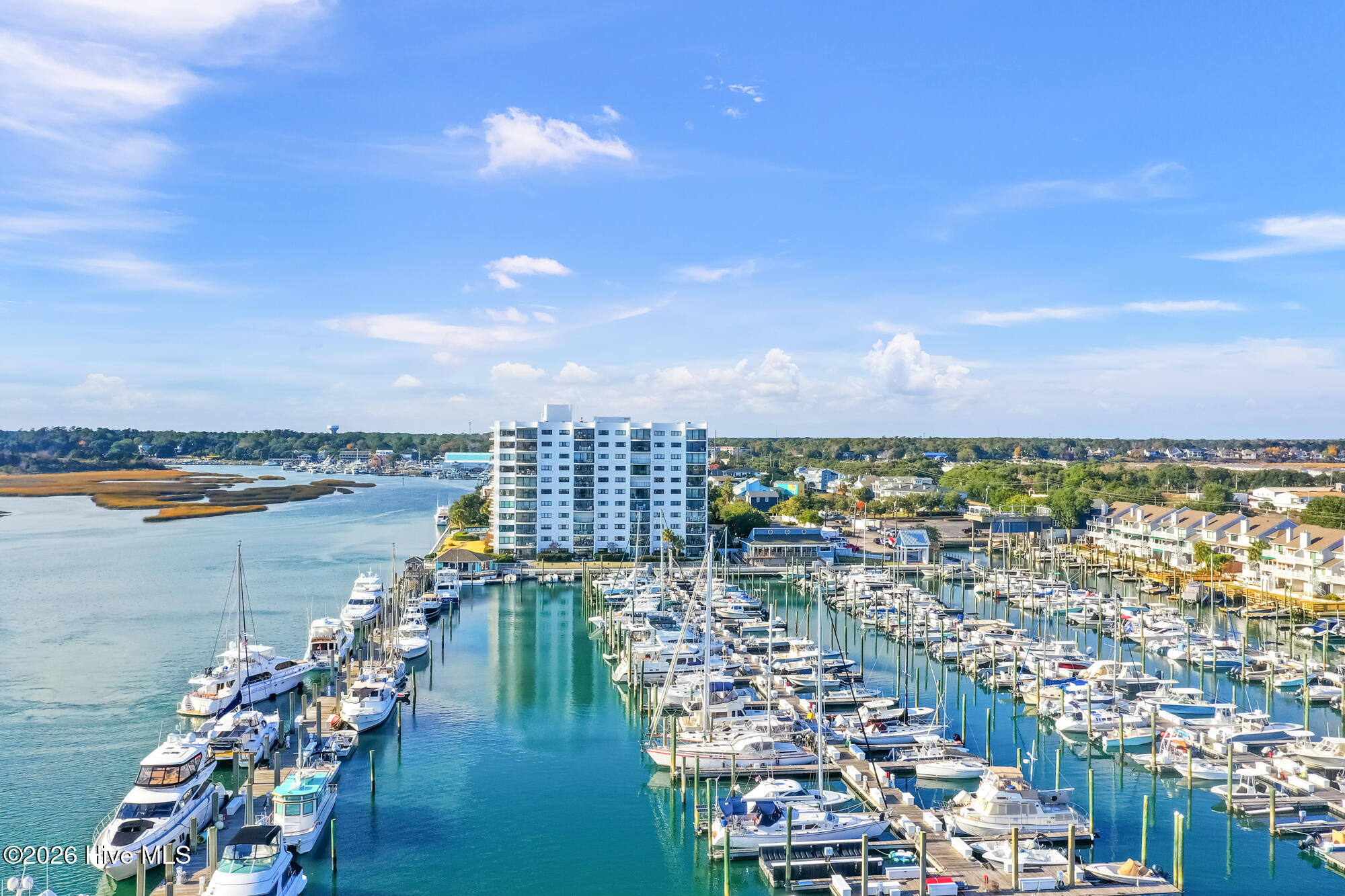 100557997 | Photo 27