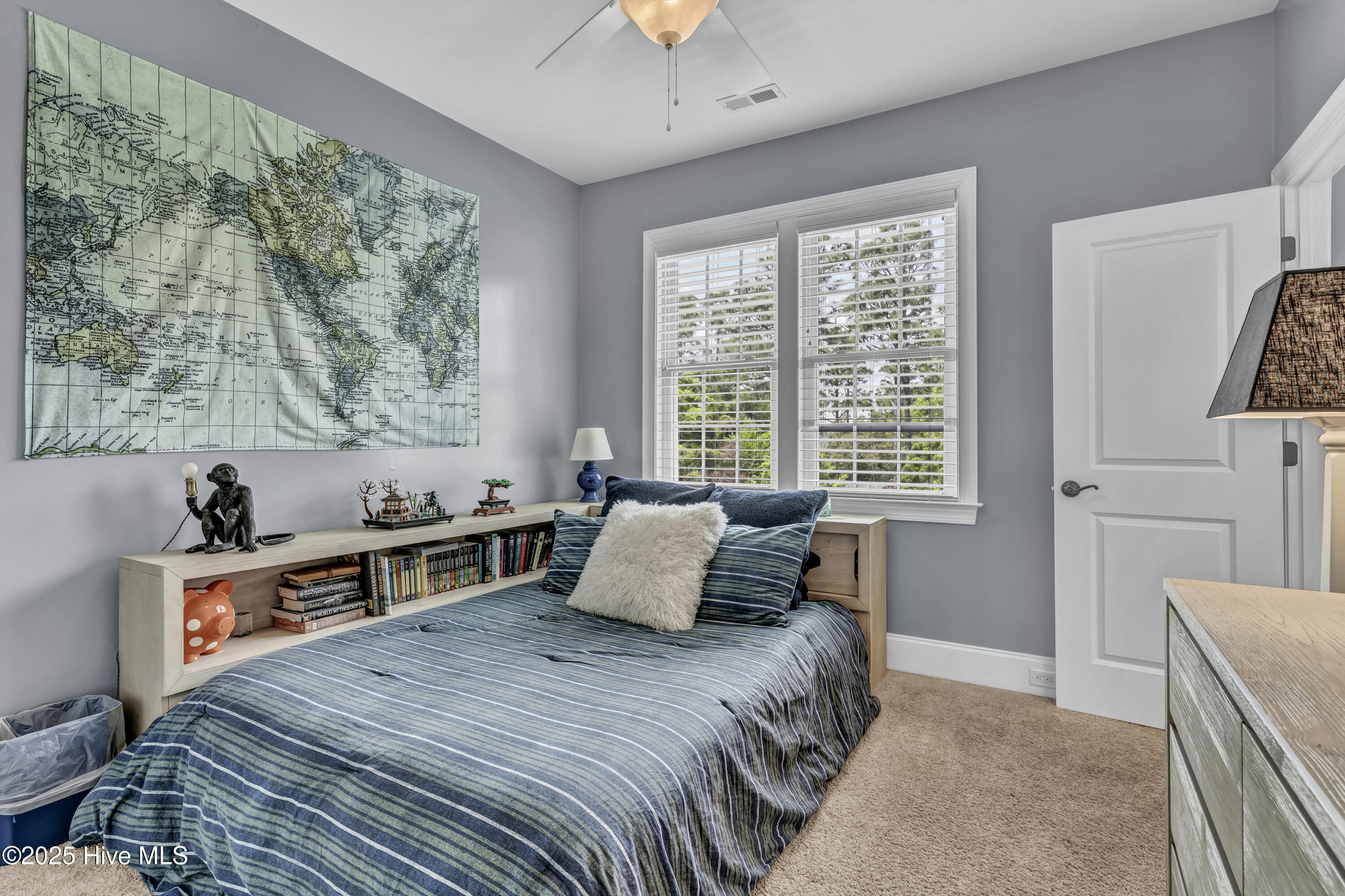 100504337 | Photo 31