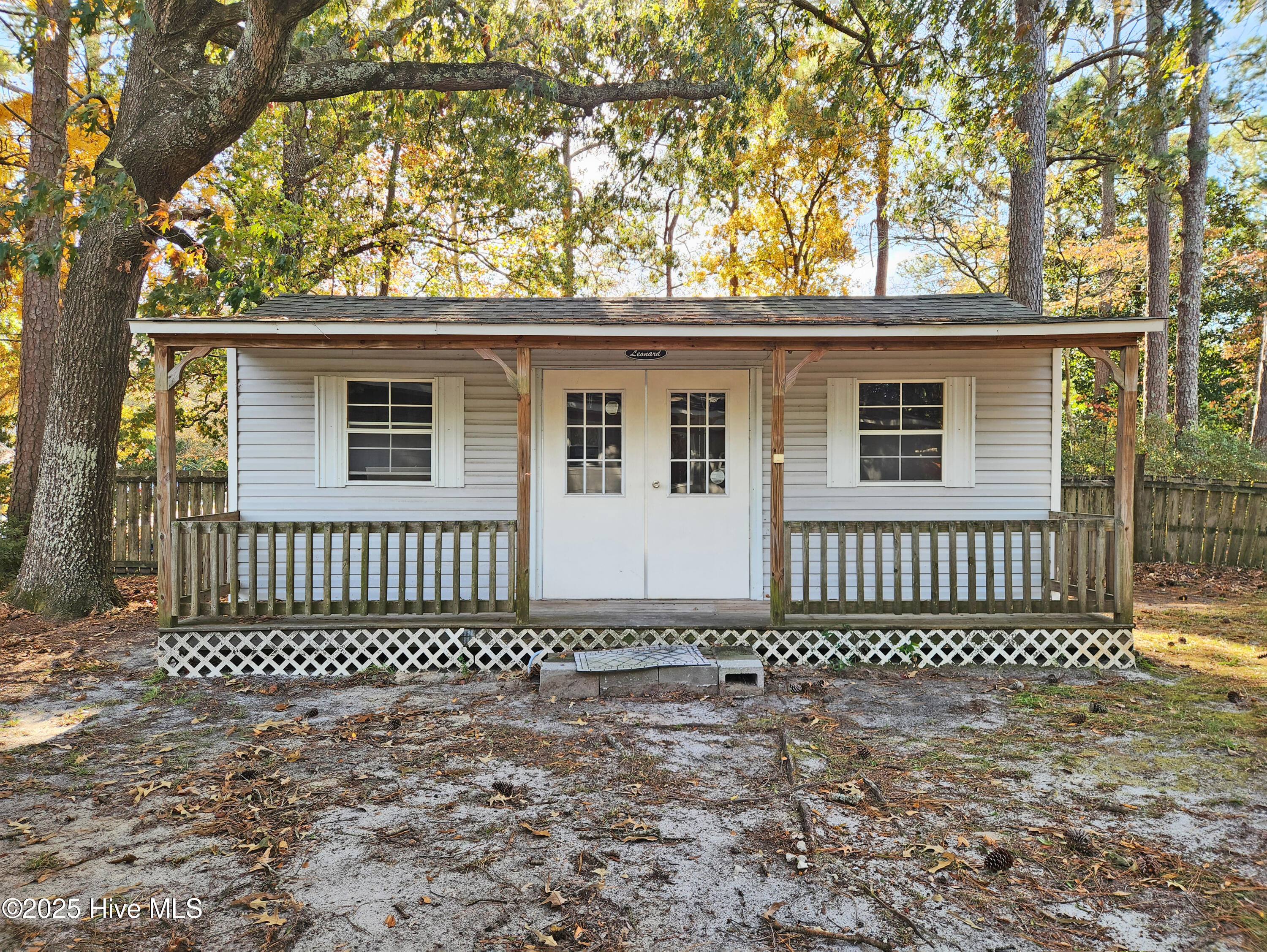 100541457 | Photo 51