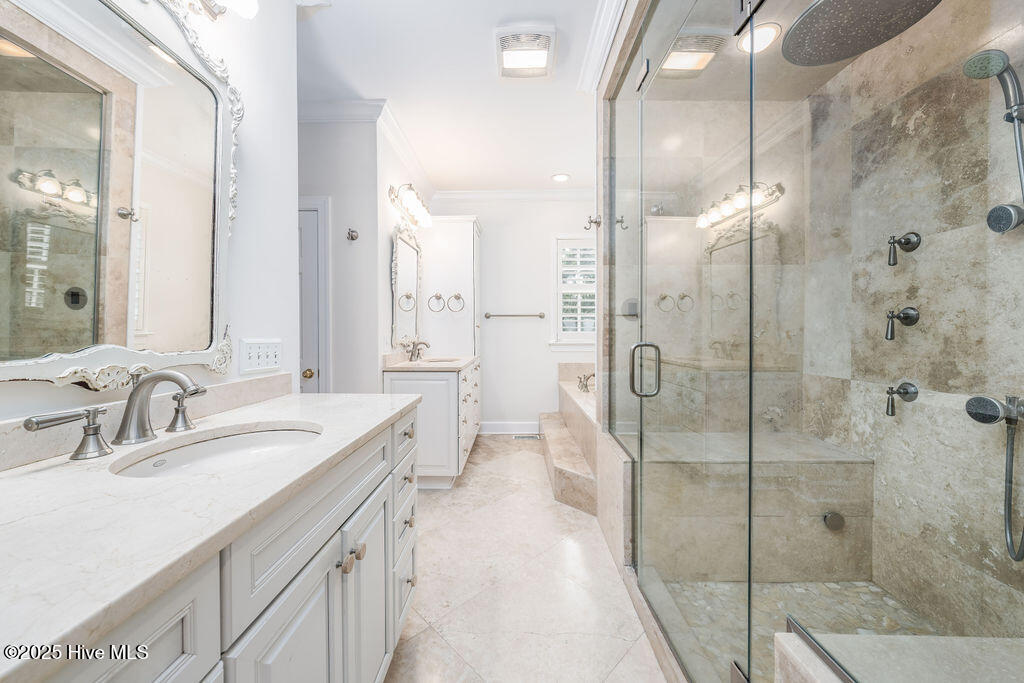 100521918 | Photo 31