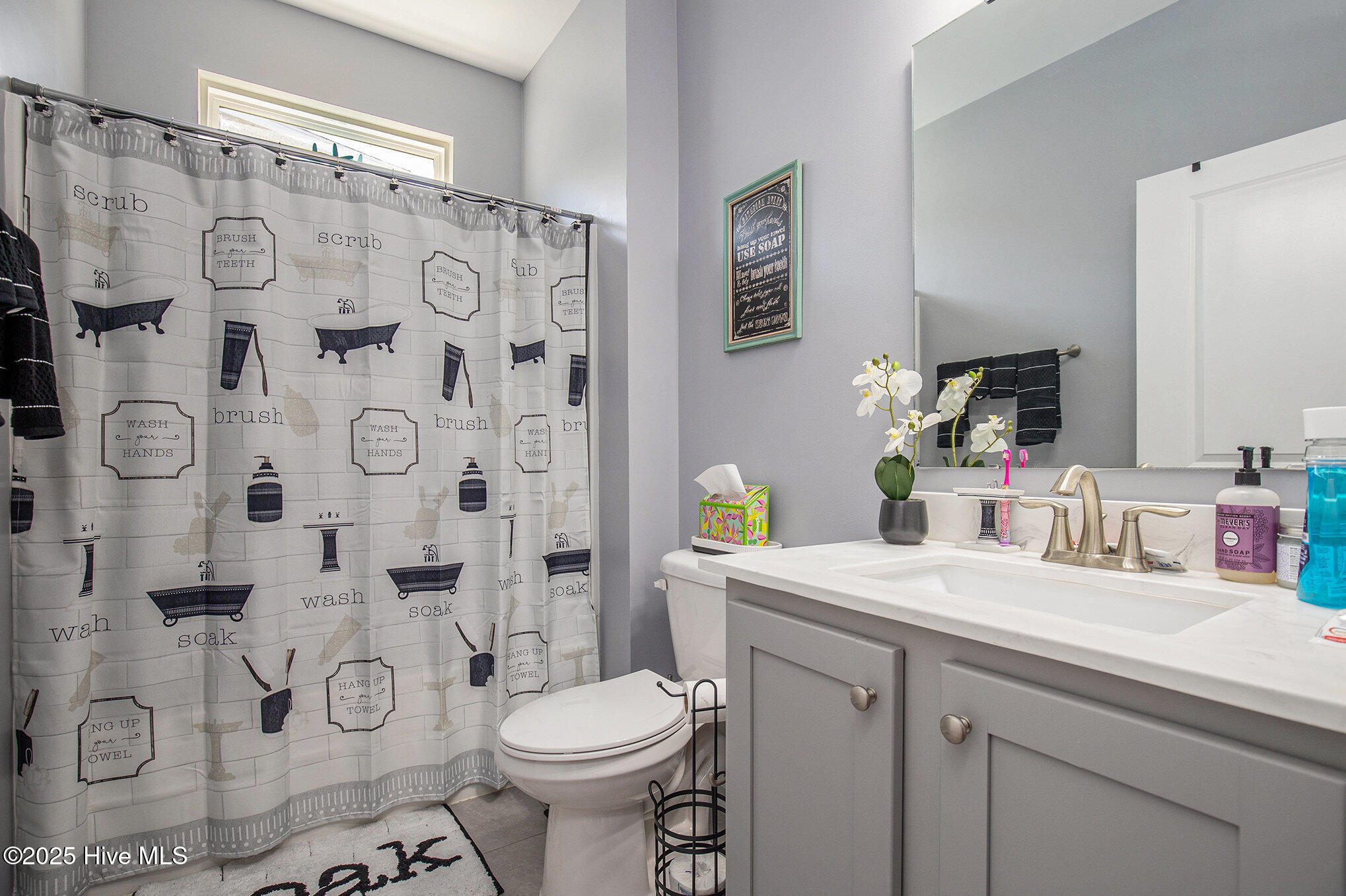 100529053 | Photo 27