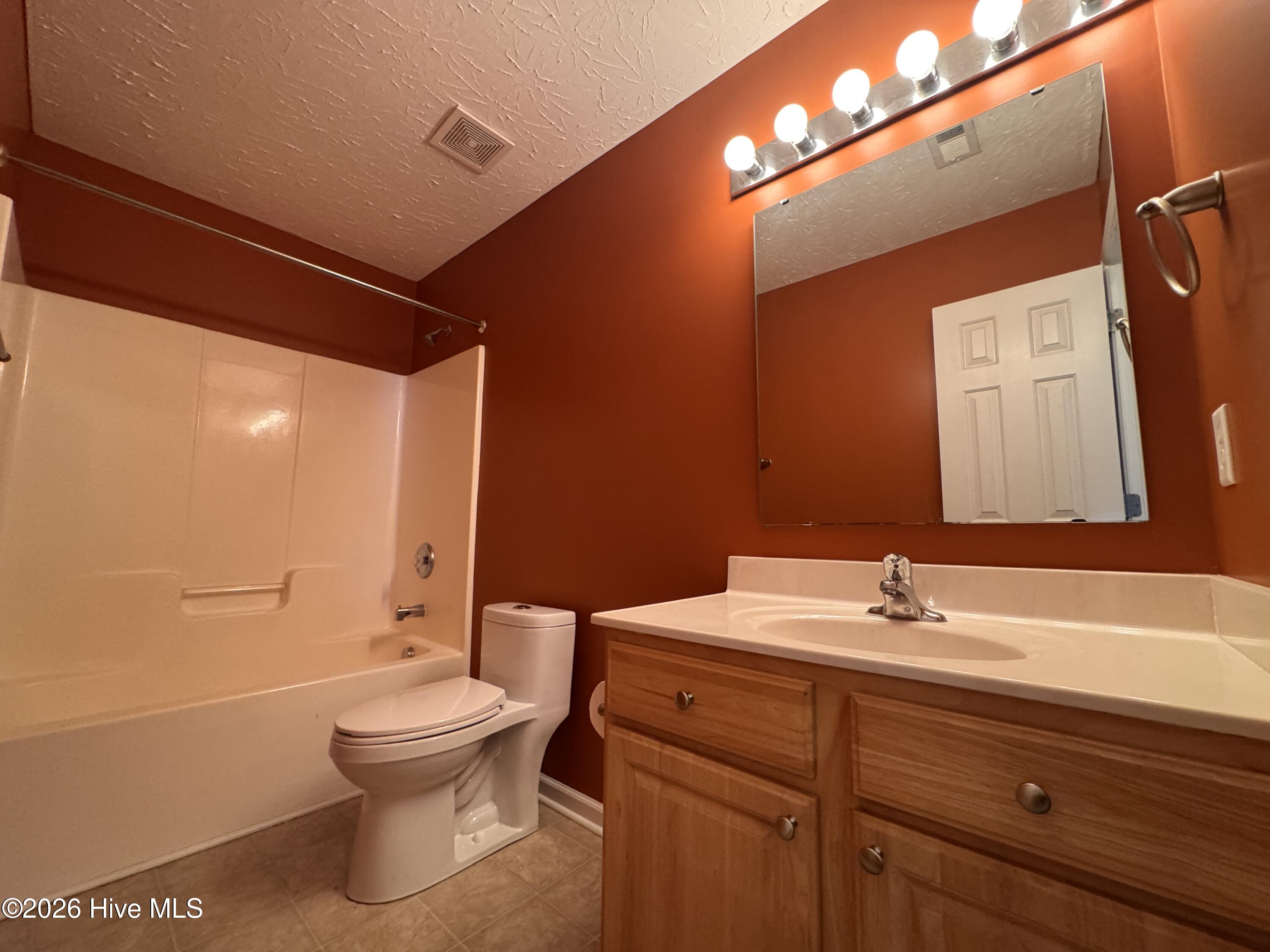 100556334 | Photo 16