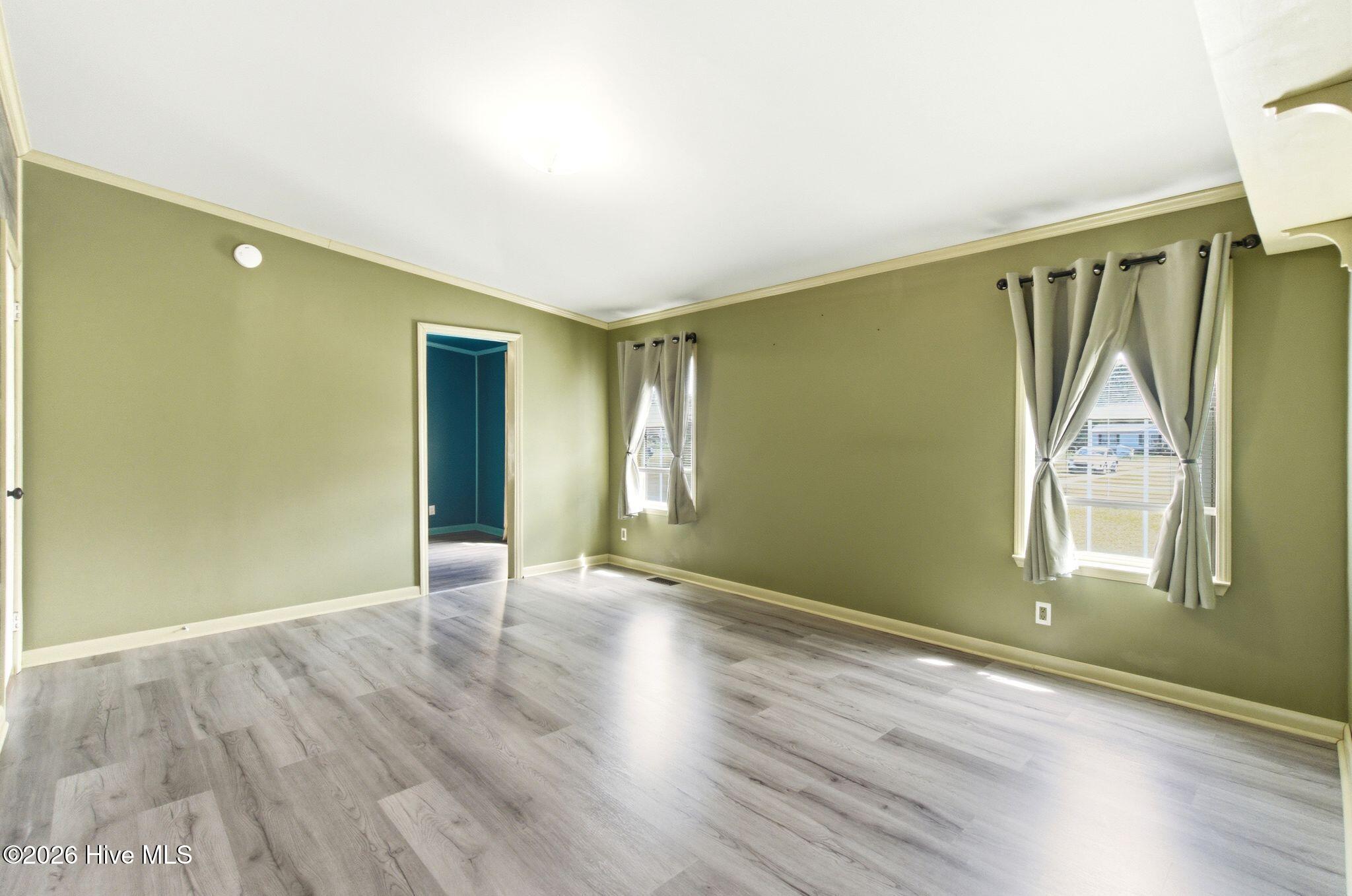 100561551 | Photo 28