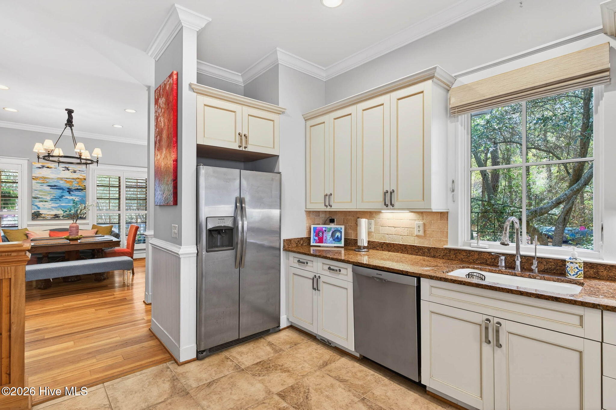 100564993 | Photo 18