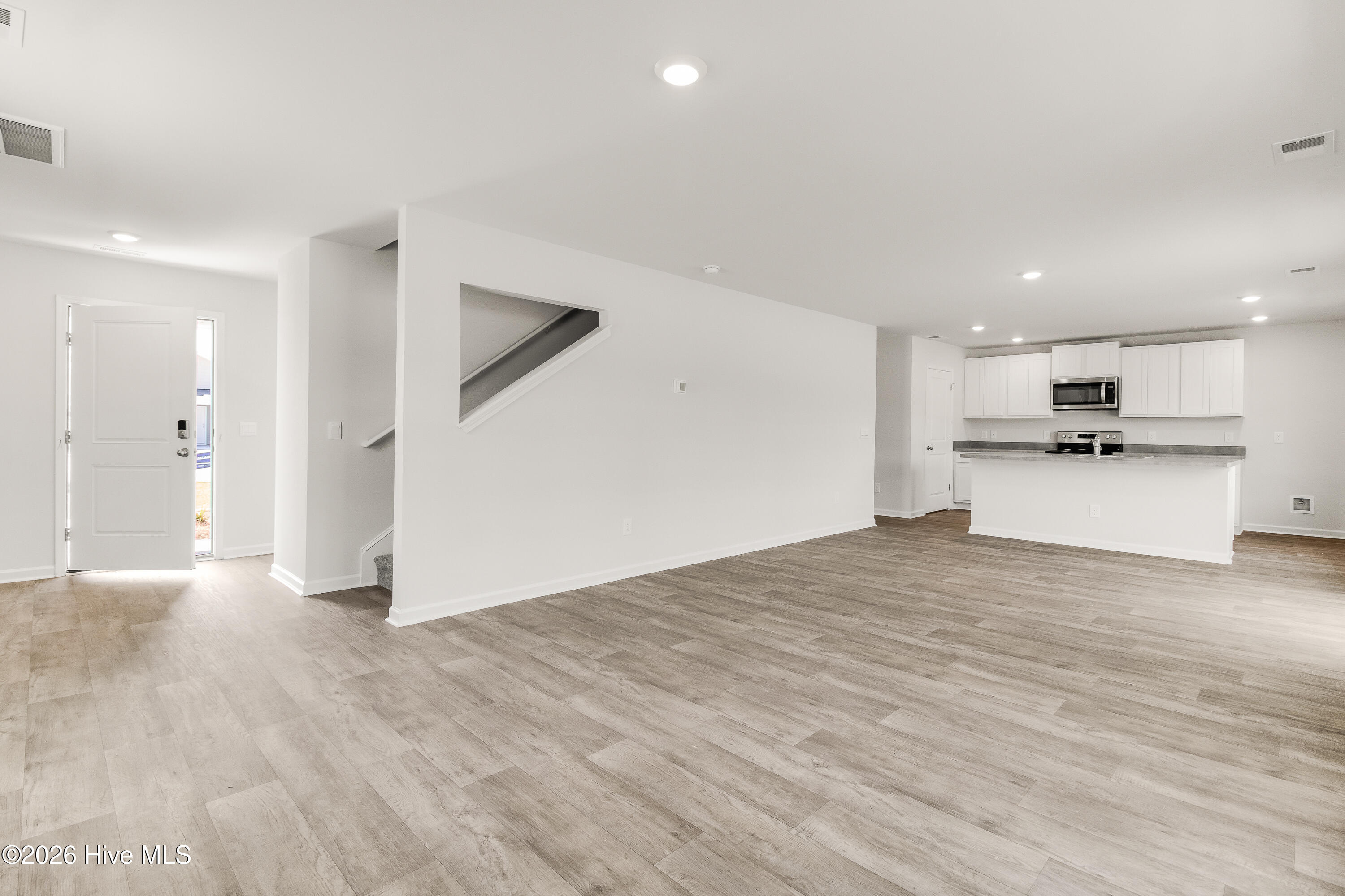 100550212 | Photo 10