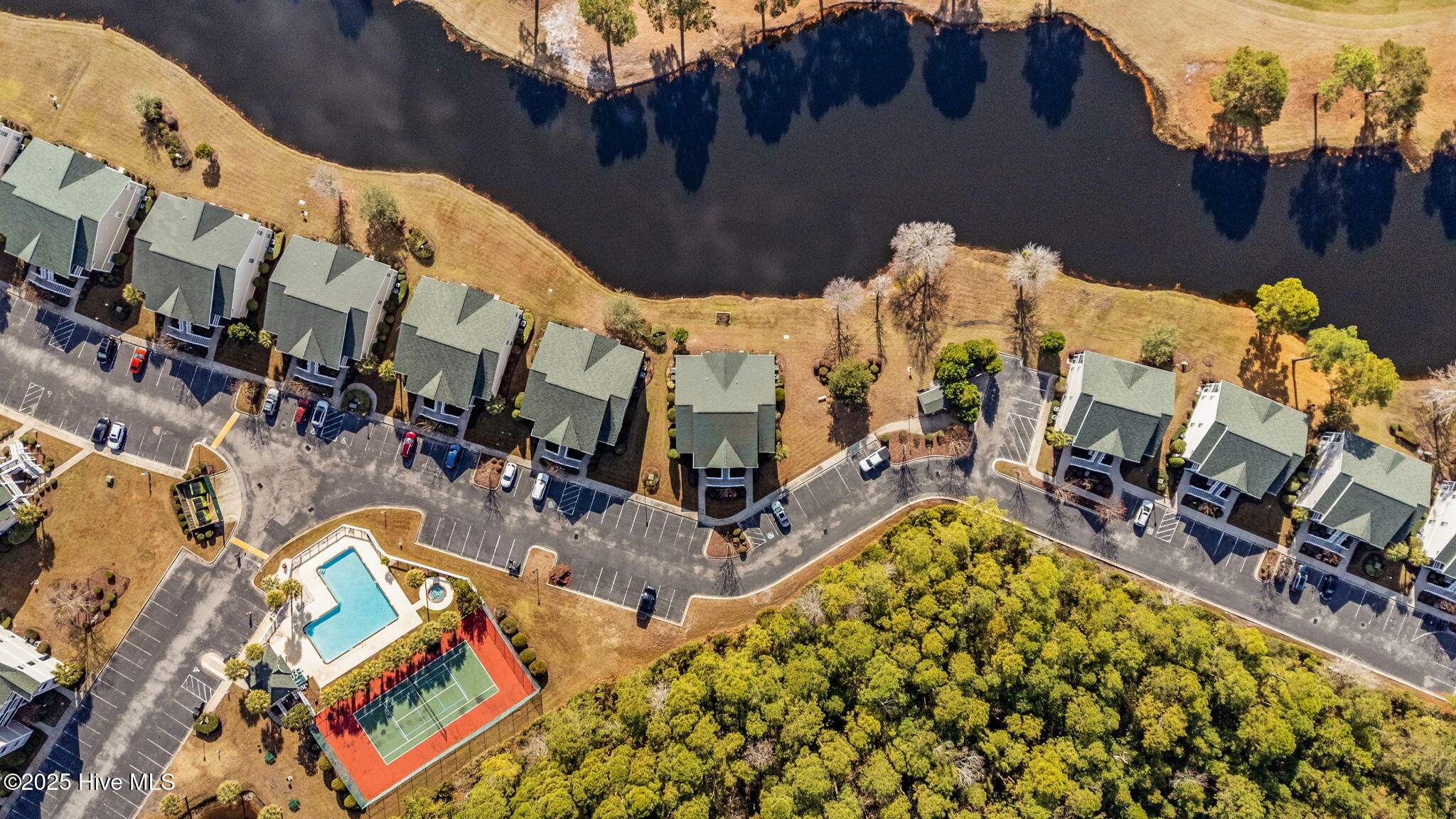 100546293 | Photo 28