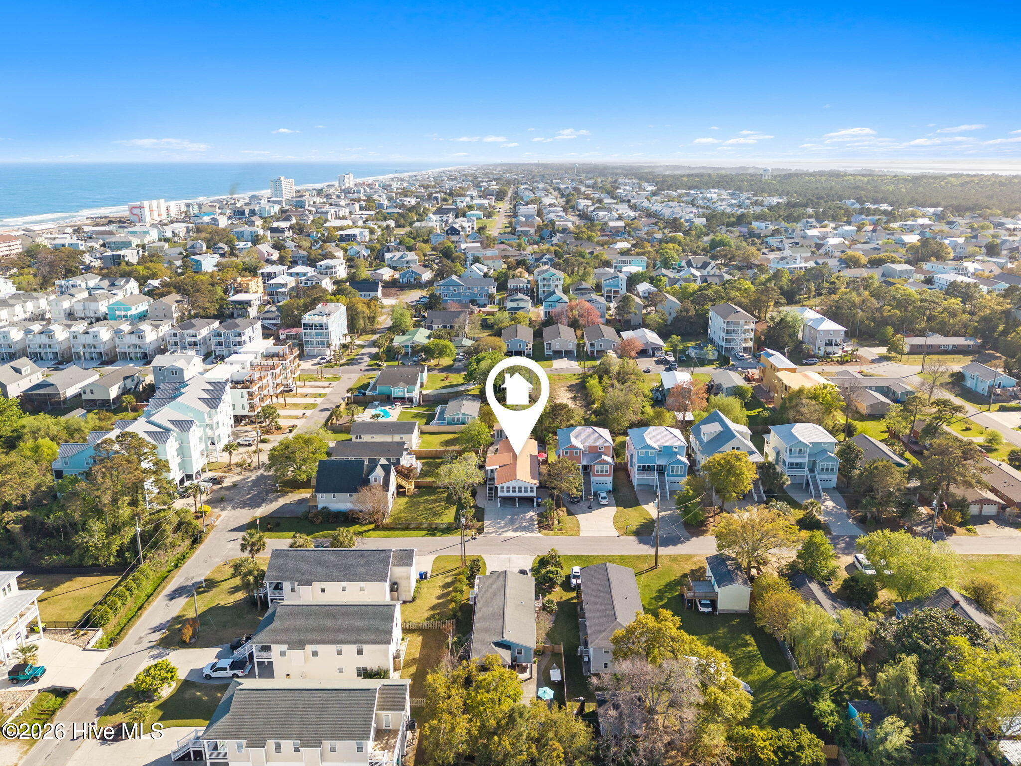 100565975 | Photo 36