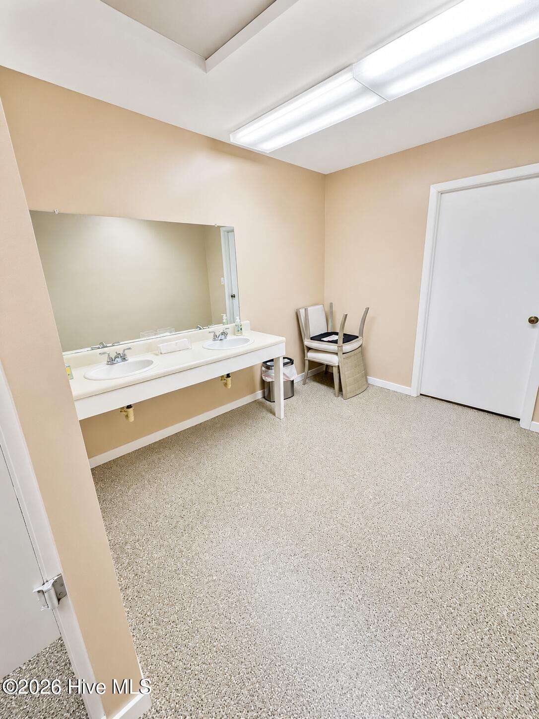 Cape Emerald 's Women's bath inside the Clubhouse!
