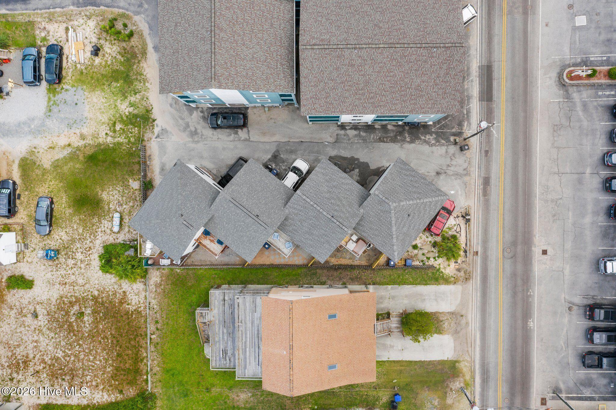 100552917 | Photo 27