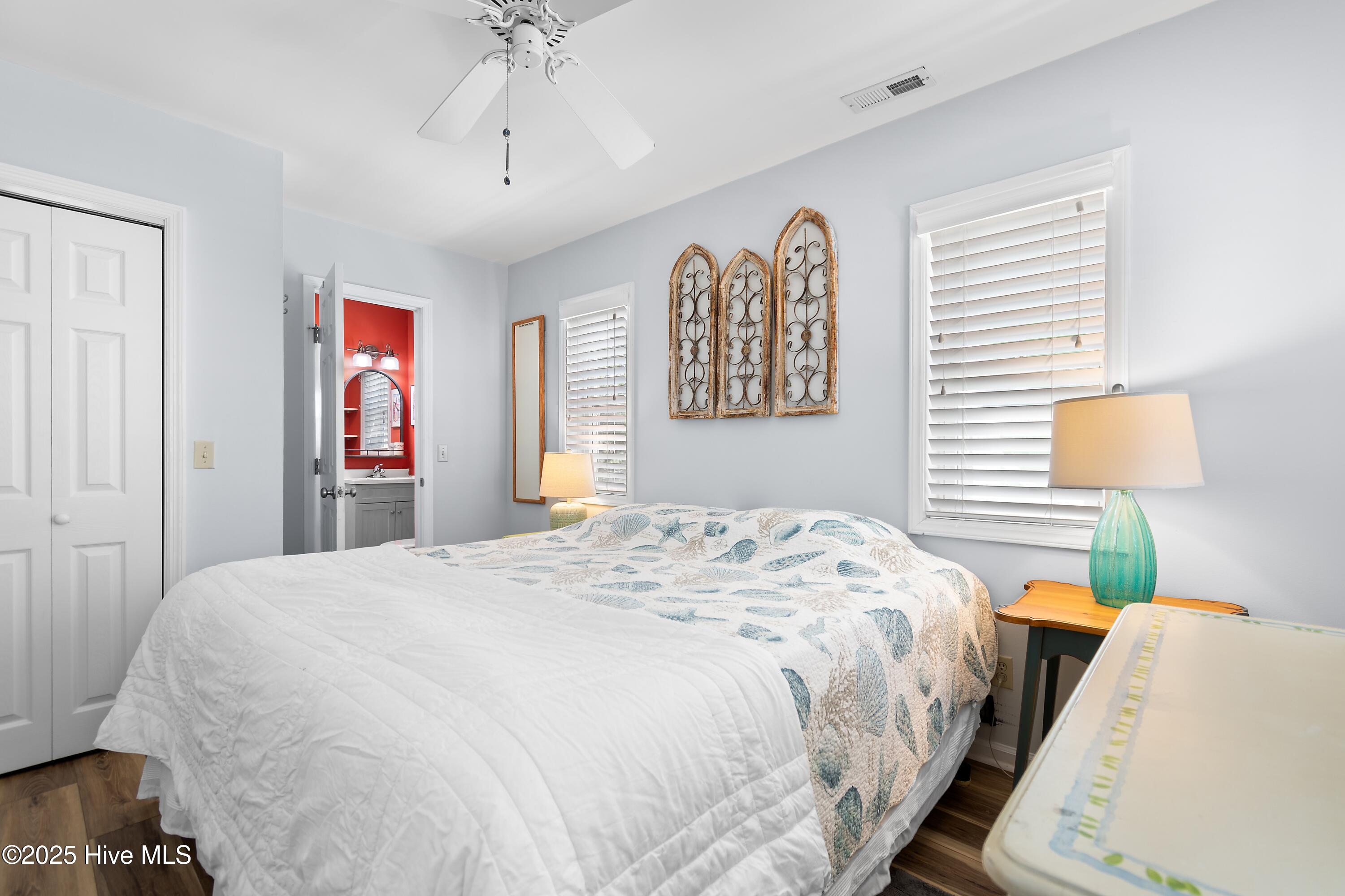 100520391 | Photo 23