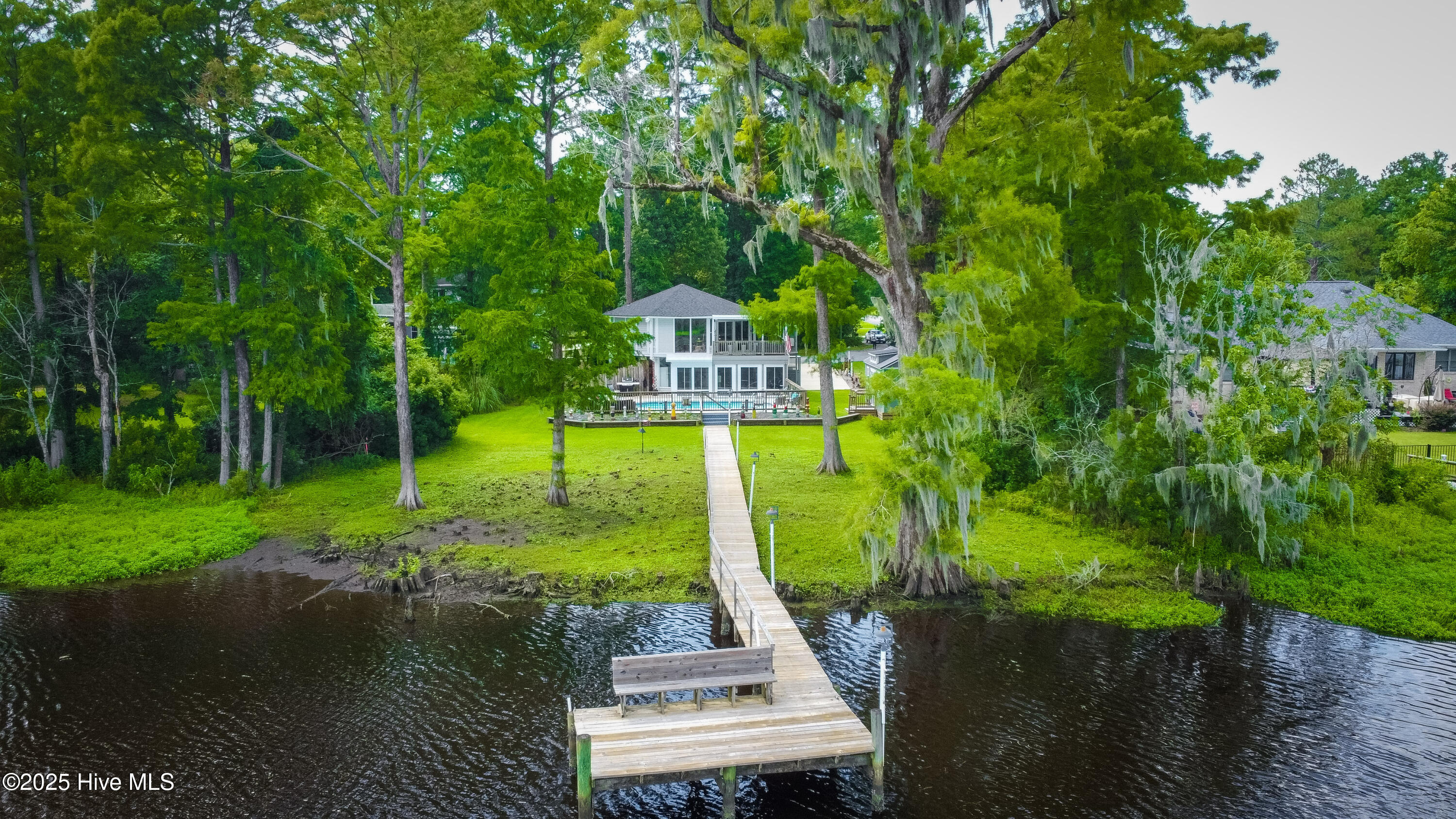 210 Gangplank Road,New Bern