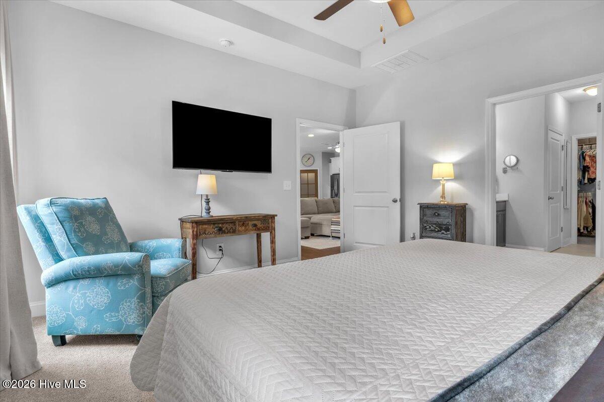 100560173 | Photo 35