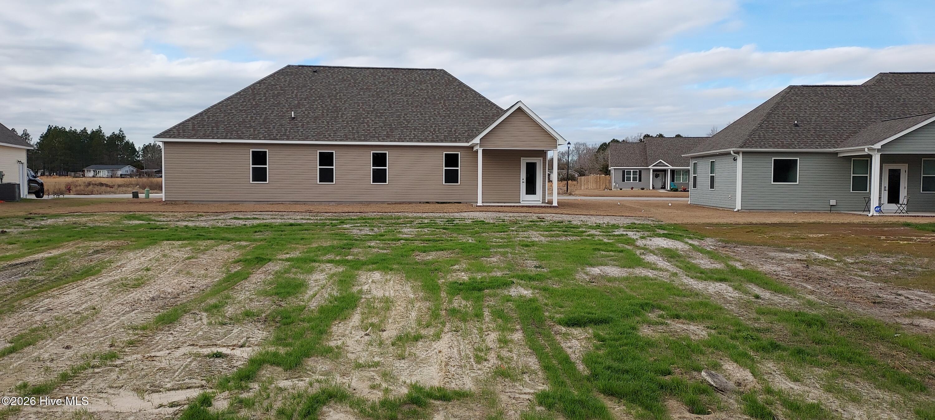 Homes for sale in Maysville, NC | 646 Bright Harvest Dr, Maysville, NC 28555 | MLS# 100522813