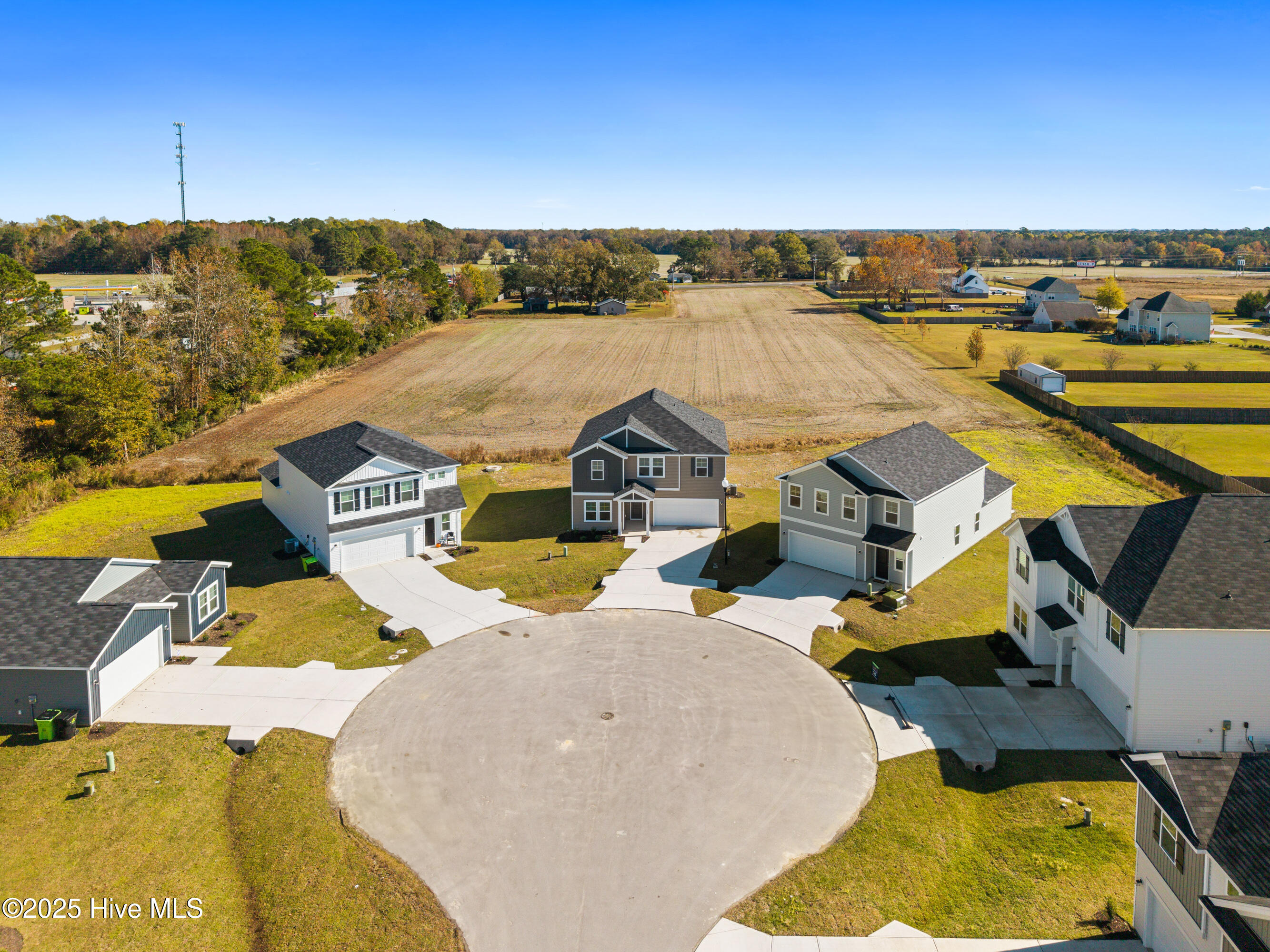 100533510 | Photo 30