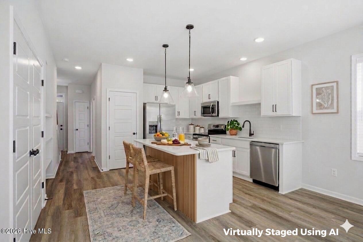 100565820 | Photo 14