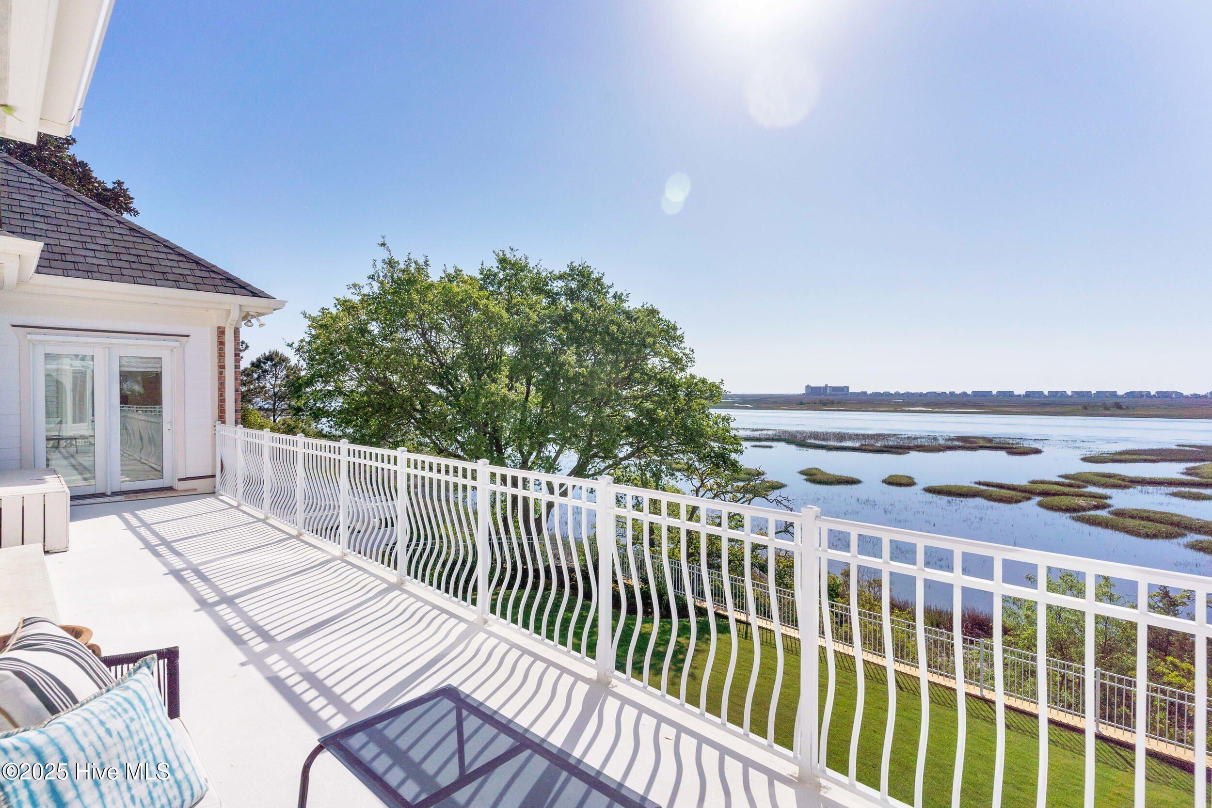 Homes for sale in Wilmington, NC | 1047 Ocean Ridge Dr, Wilmington, NC 28405 | MLS# 100505592