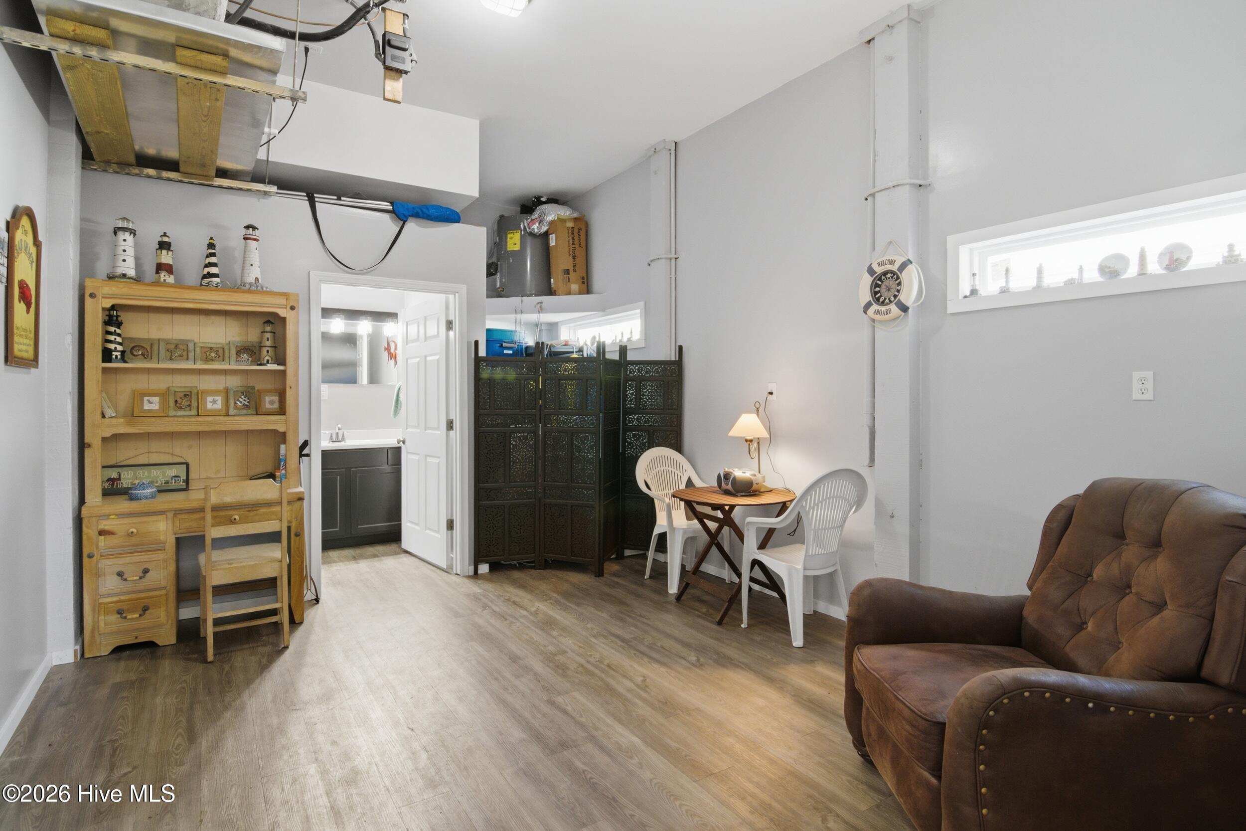 100552555 | Photo 32