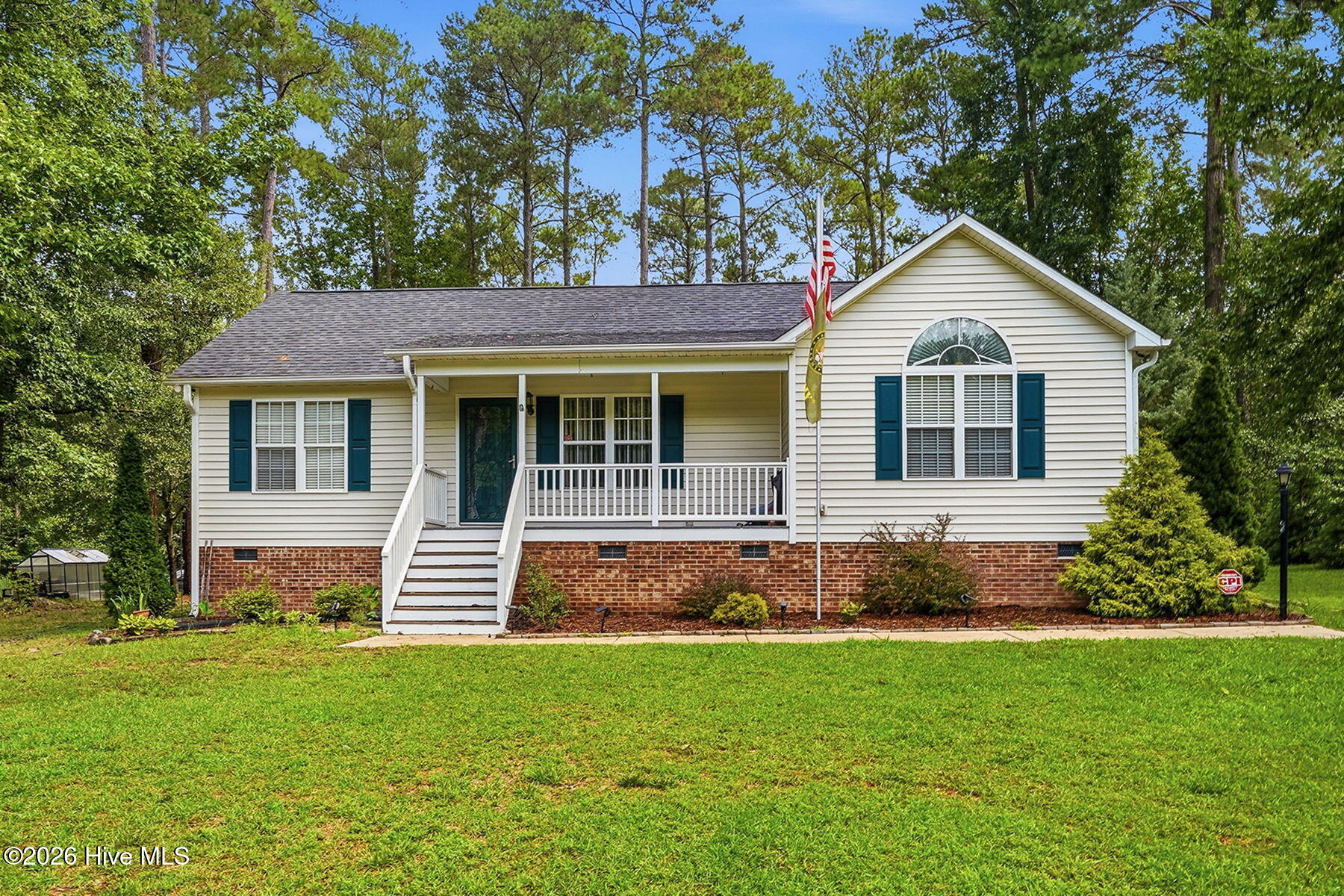 2nd image of 130 Walton Cir, Benson, NC 27504 | MLS# 100592469