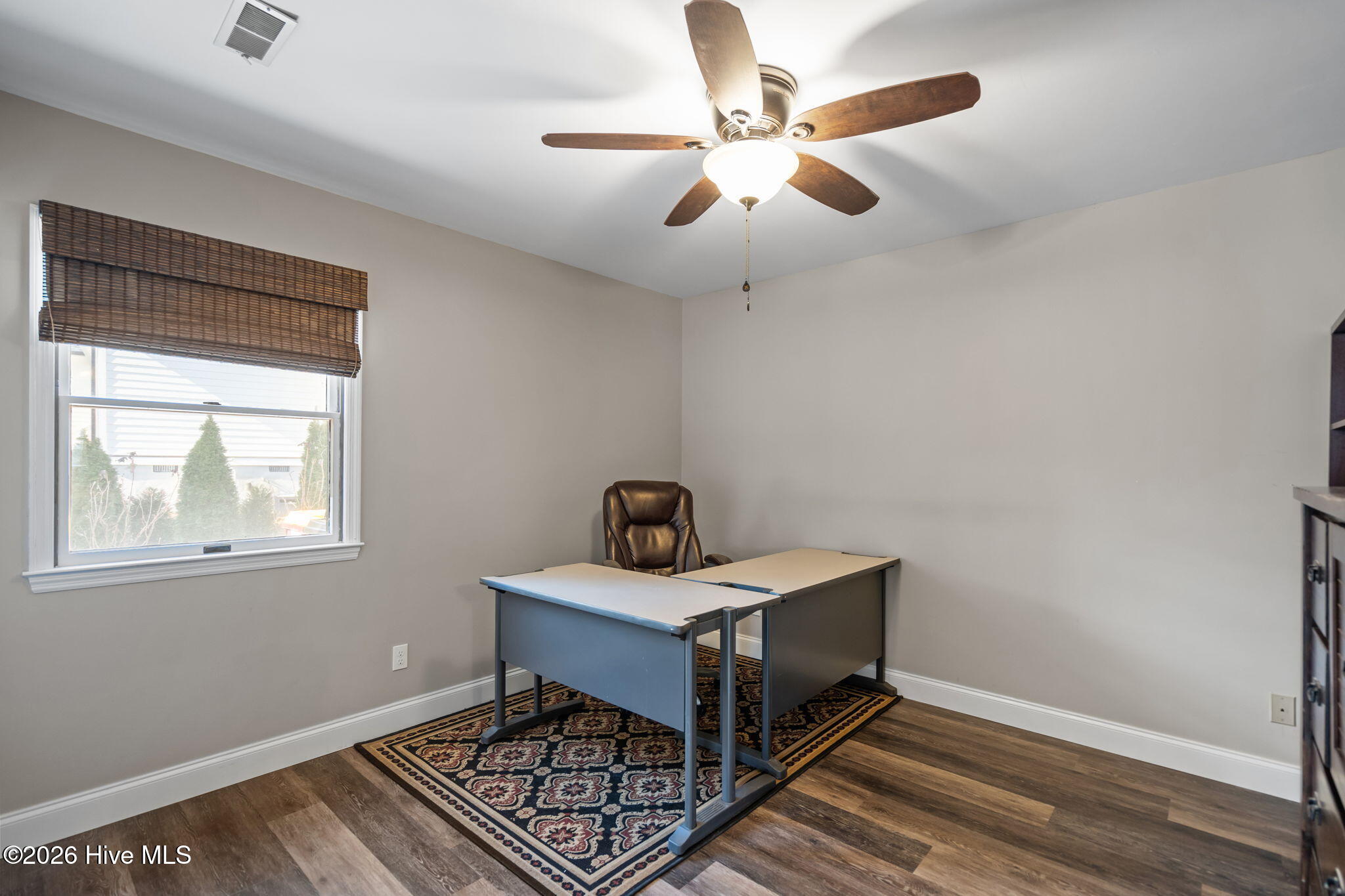 100554054 | Photo 45